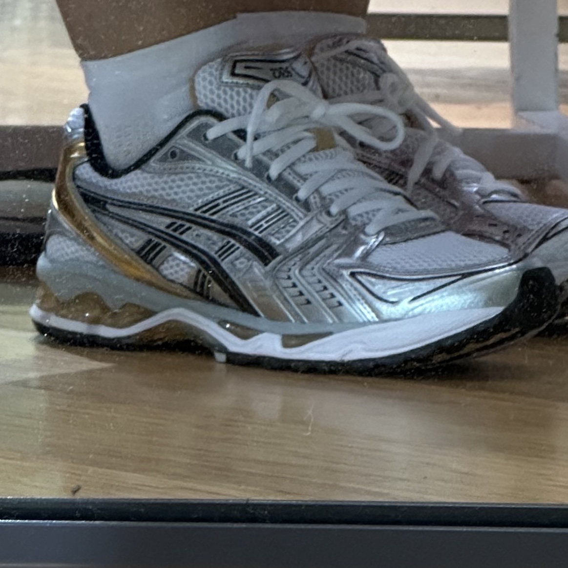 Asics Gel-Kayano 14 White Gold 착용 스타일 - 3