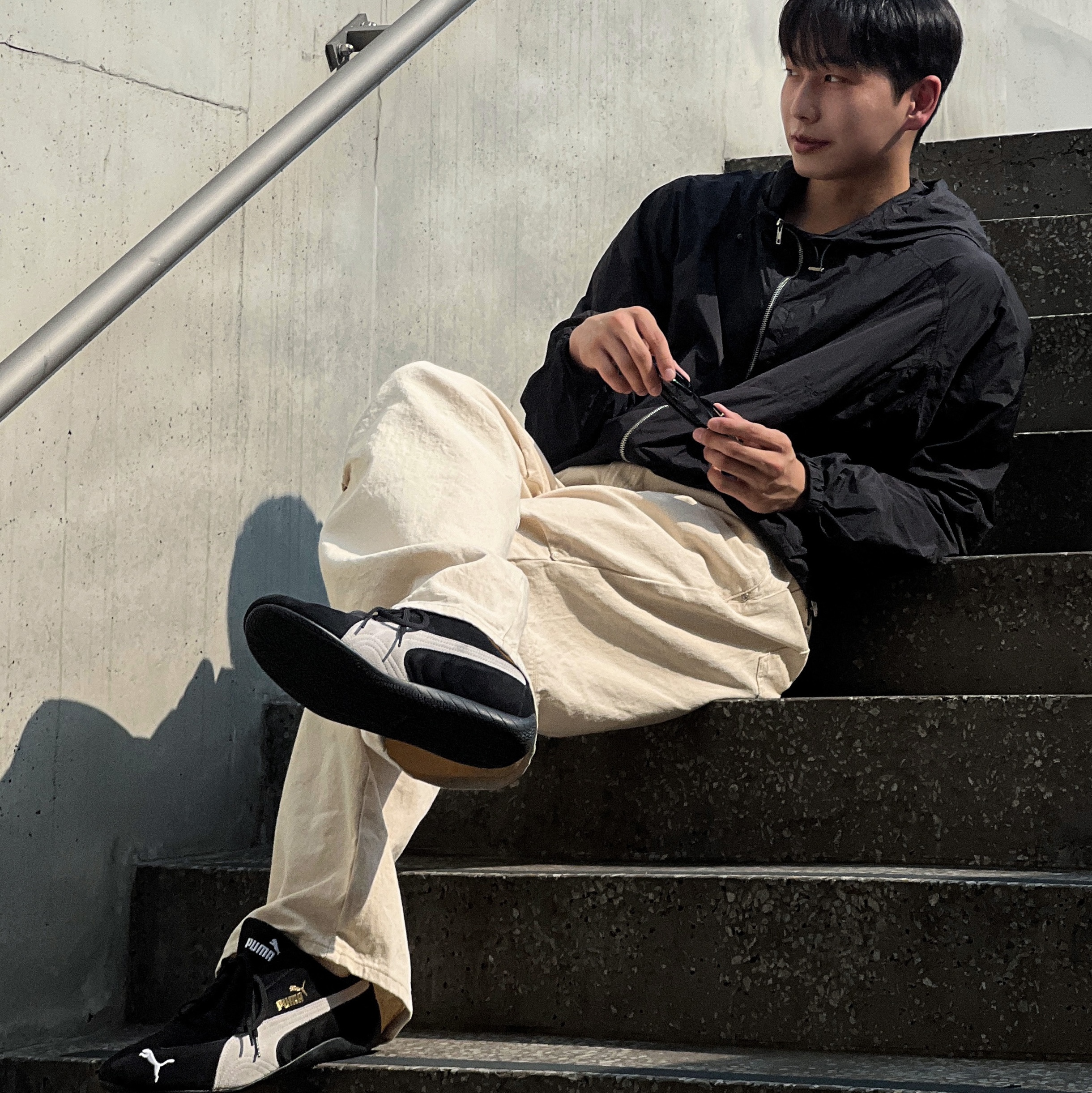 Puma Speedcat LS Black White 착용 스타일 - 4