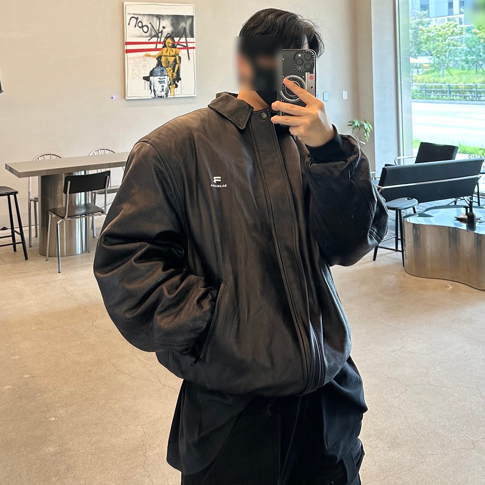 Balenciaga Sporty B Taxi Blouson Black 착용 스타일 - 1