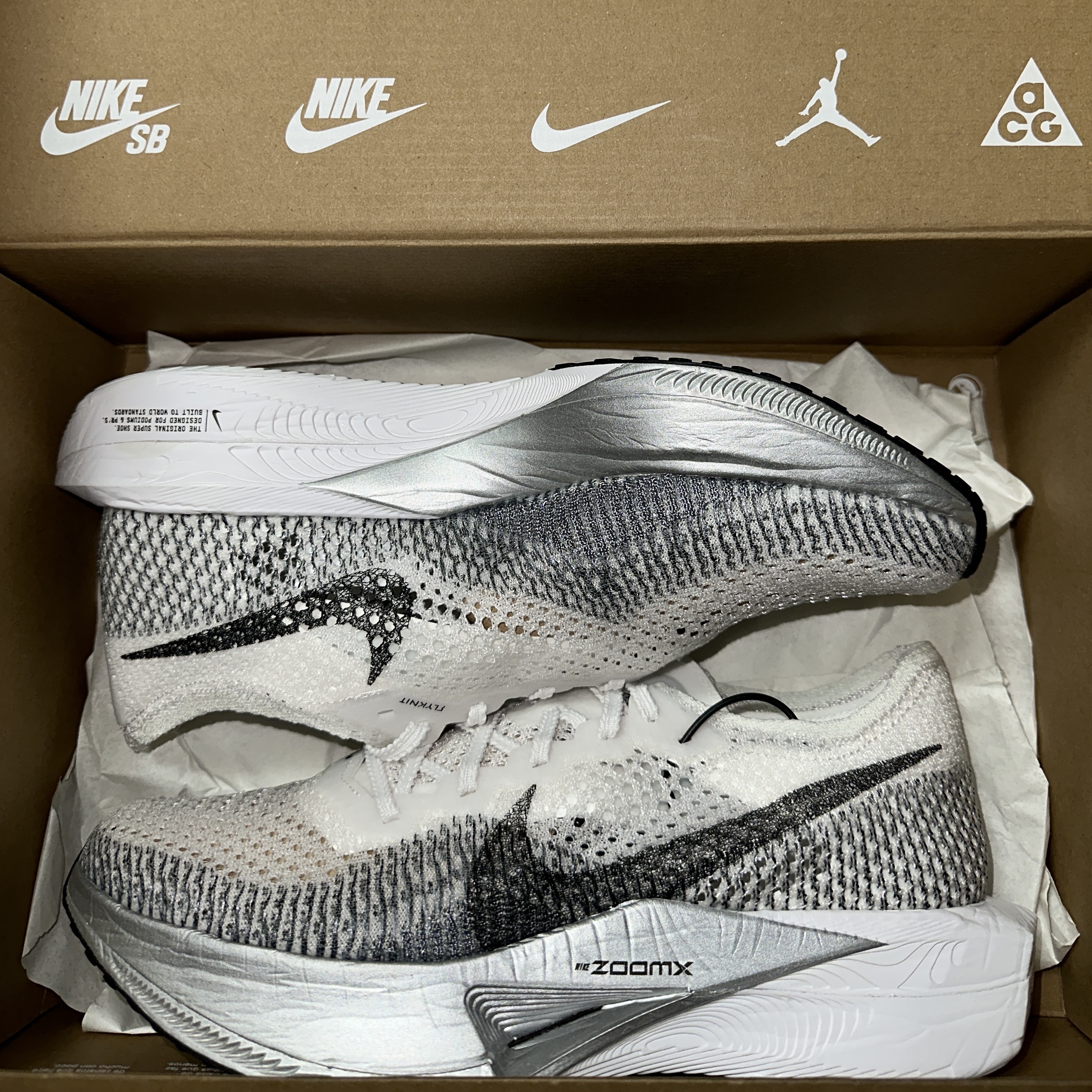 Nike ZoomX Vaporfly Next% 3 White Grey 착용 스타일
