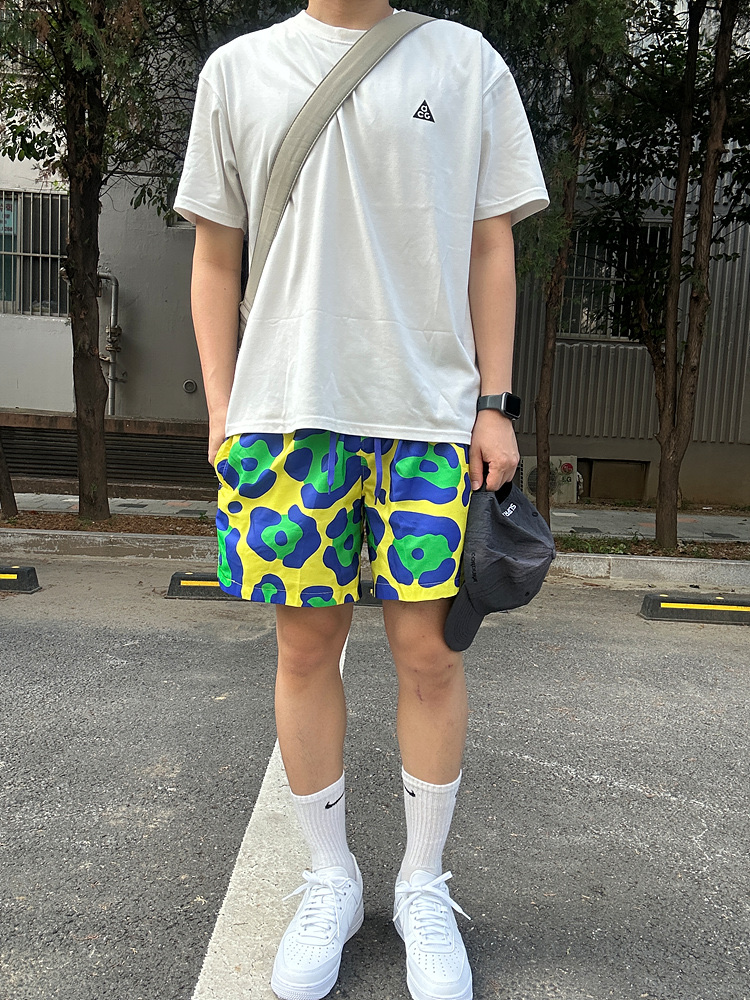 Nike ACG LBR T-Shirt Summit White - Asia, Nike Air Force 1 '07 Fresh White 착용 스타일 - 1