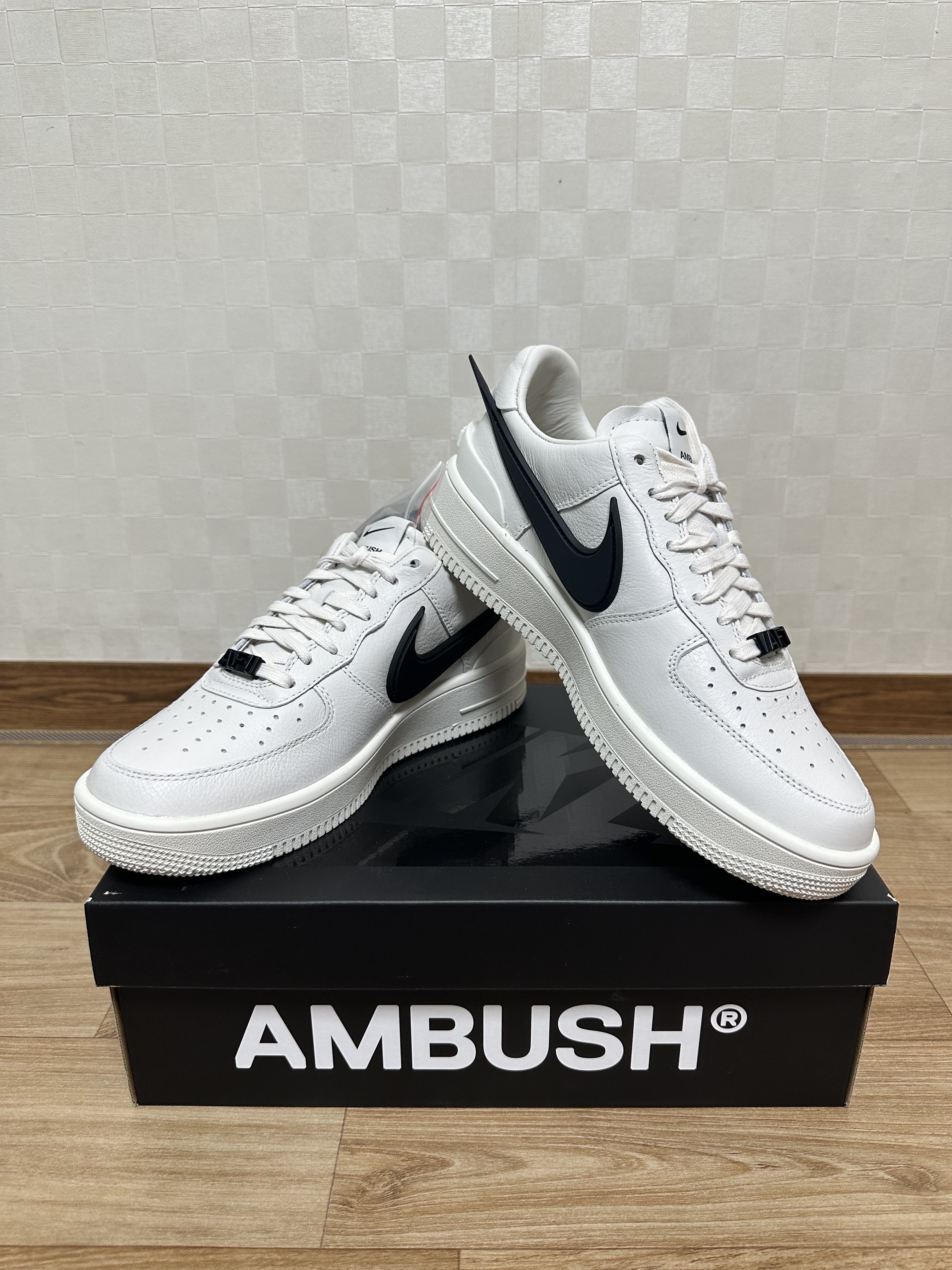 Nike x Ambush Air Force 1 Low SP Phantom 착용 스타일