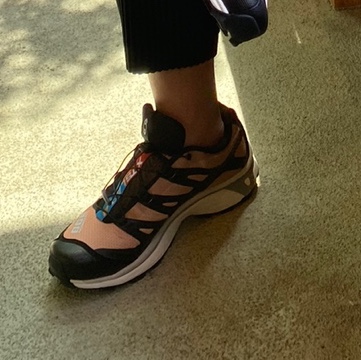 Salomon XT-4 Tobacco Brown 착용 스타일