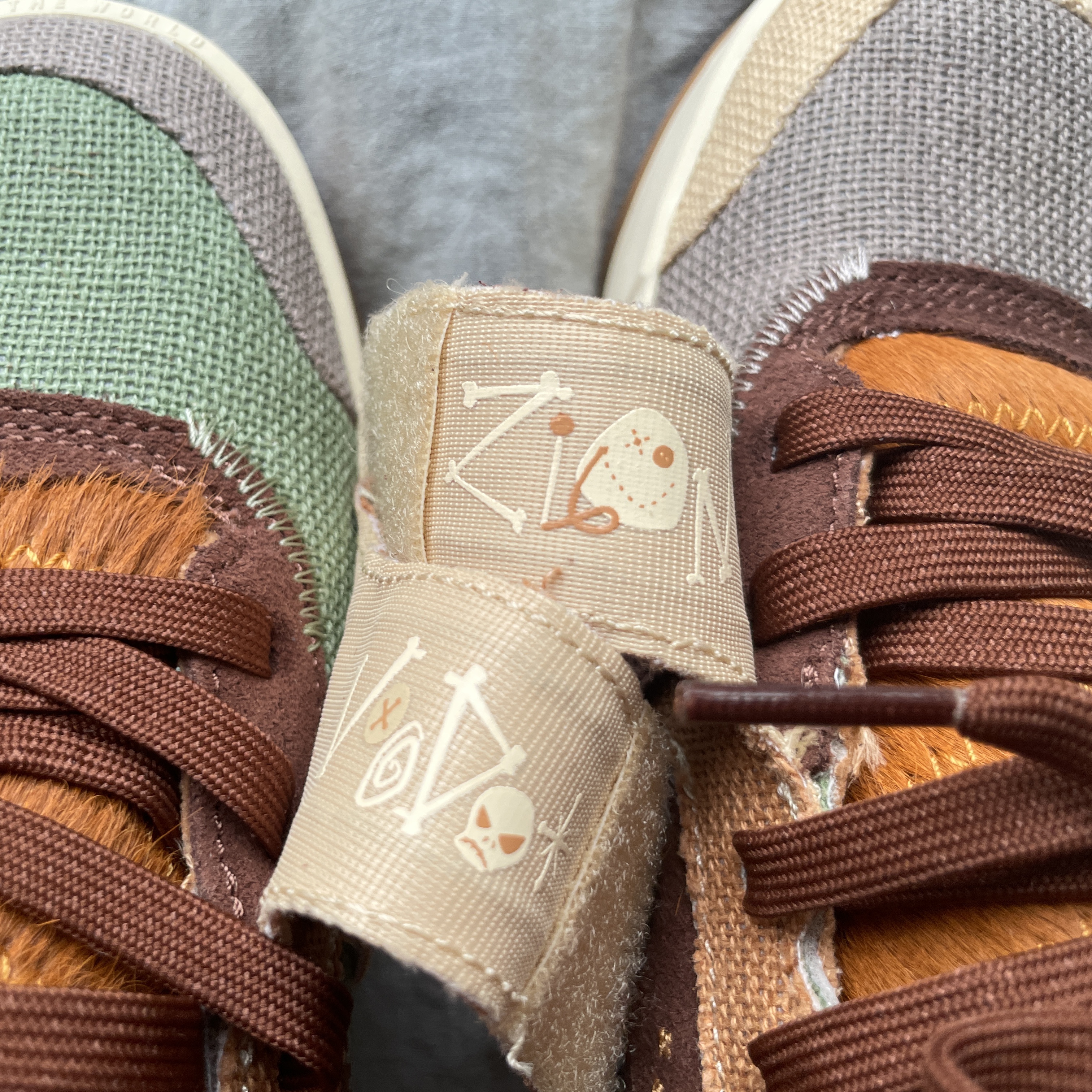 Jordan Zion 2 PF Sesame Muslin 착용 스타일 - 5