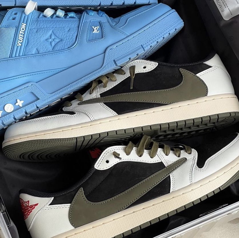 (W) Jordan 1 x Travis Scott Retro Low OG SP Medium Olive 착용 스타일