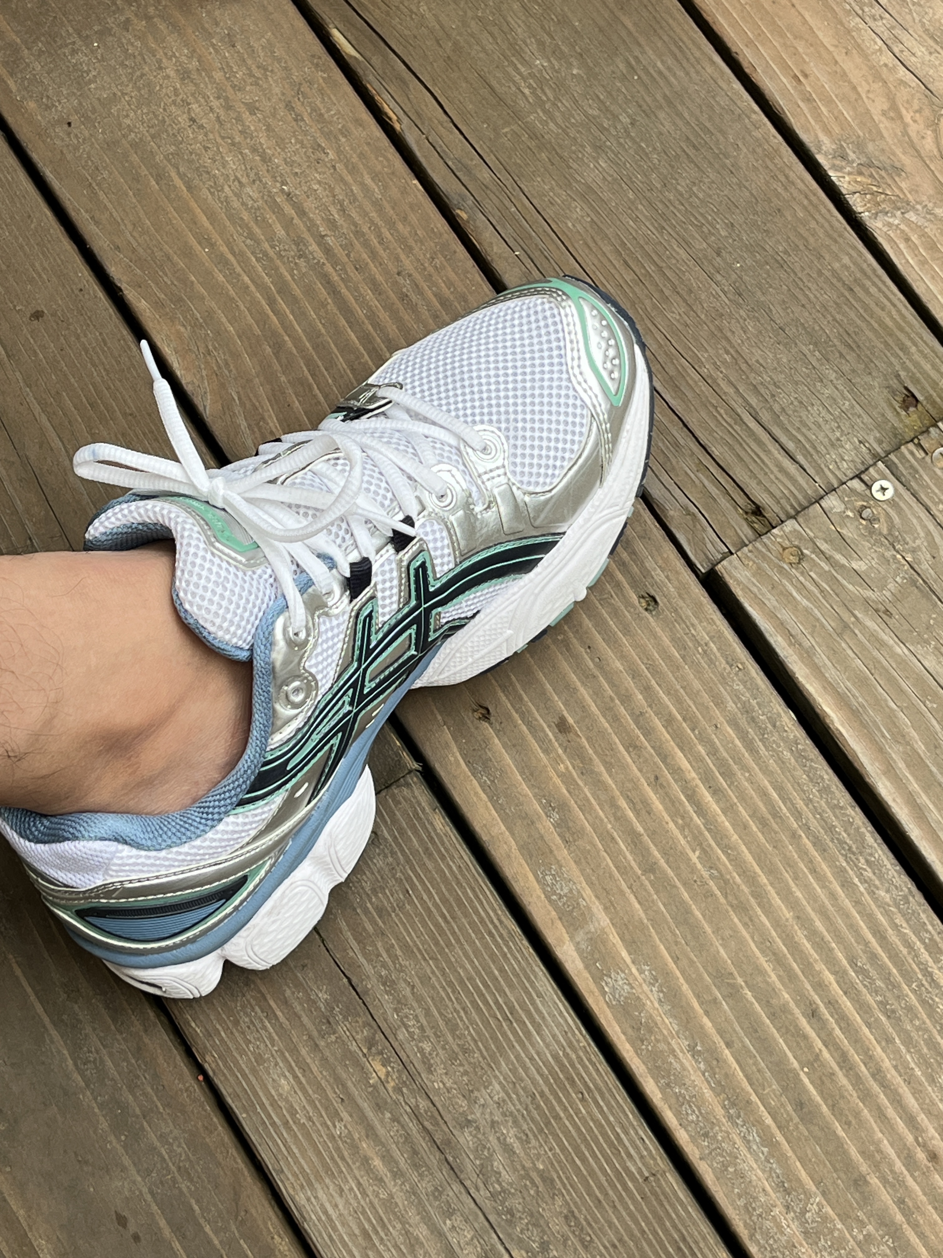 Asics Gel-Nimbus 9 White Pure Silver 착용 스타일 - 2
