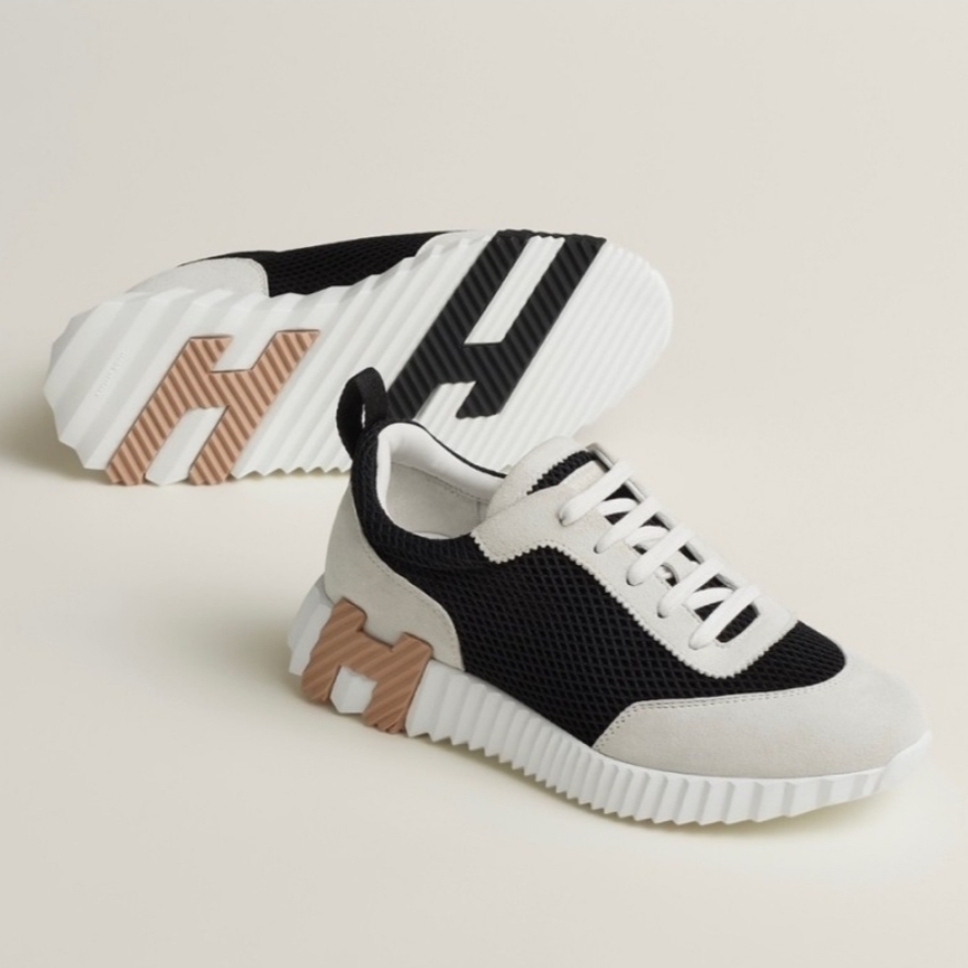 (W) Hermes Bouncing Sneakers Graphic Mesh Suede Goatskin & Noir Blanc 착용 스타일 - 3