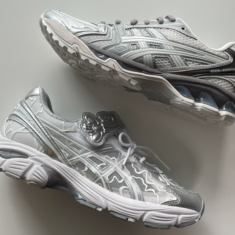 Asics x Aritzia Gel-Kayano 14 Blanc De Blanc, Asics x Cecilie Bahnsen GT-2160 White 착용 스타일 - 5
