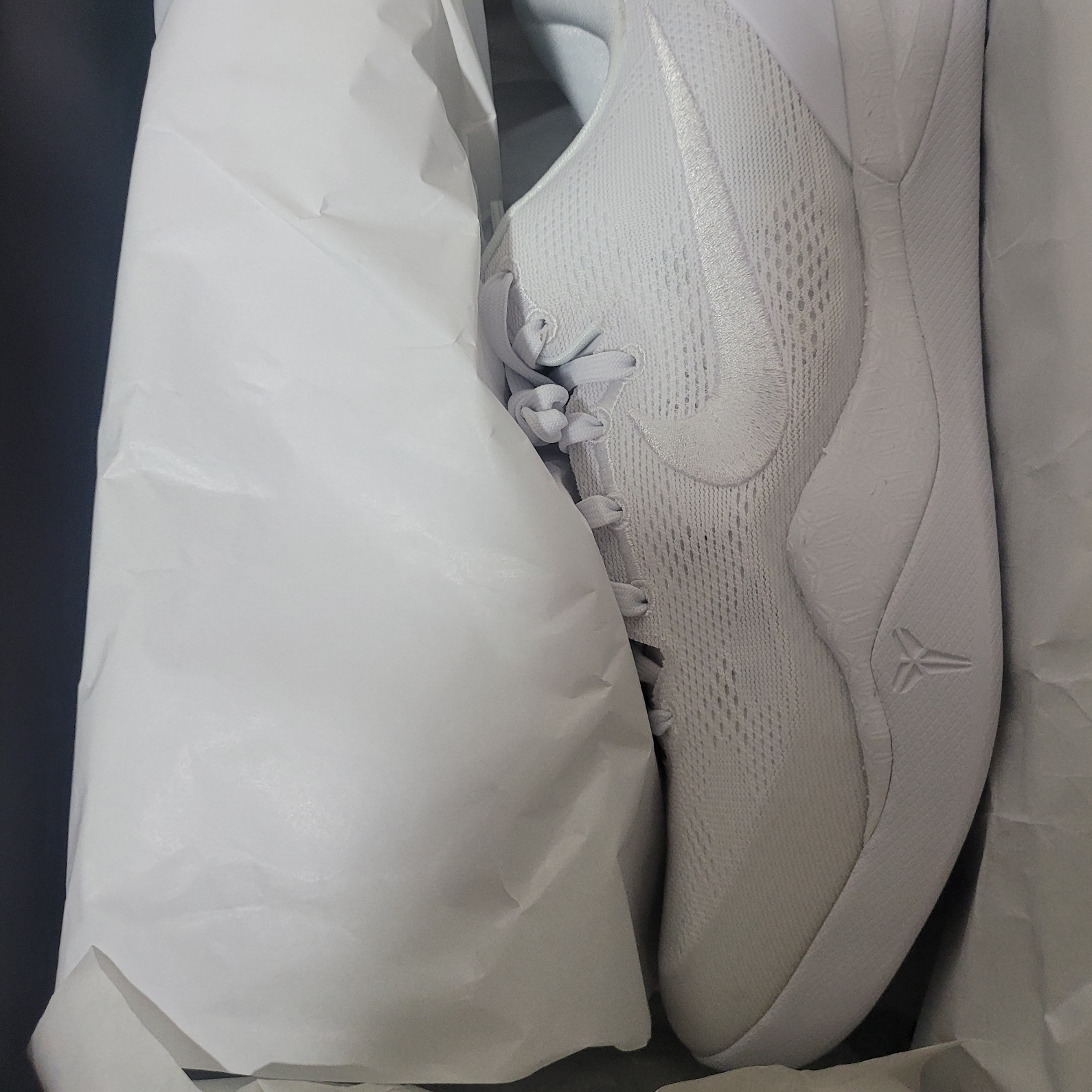 Nike Kobe 8 Protro Halo 착용 스타일