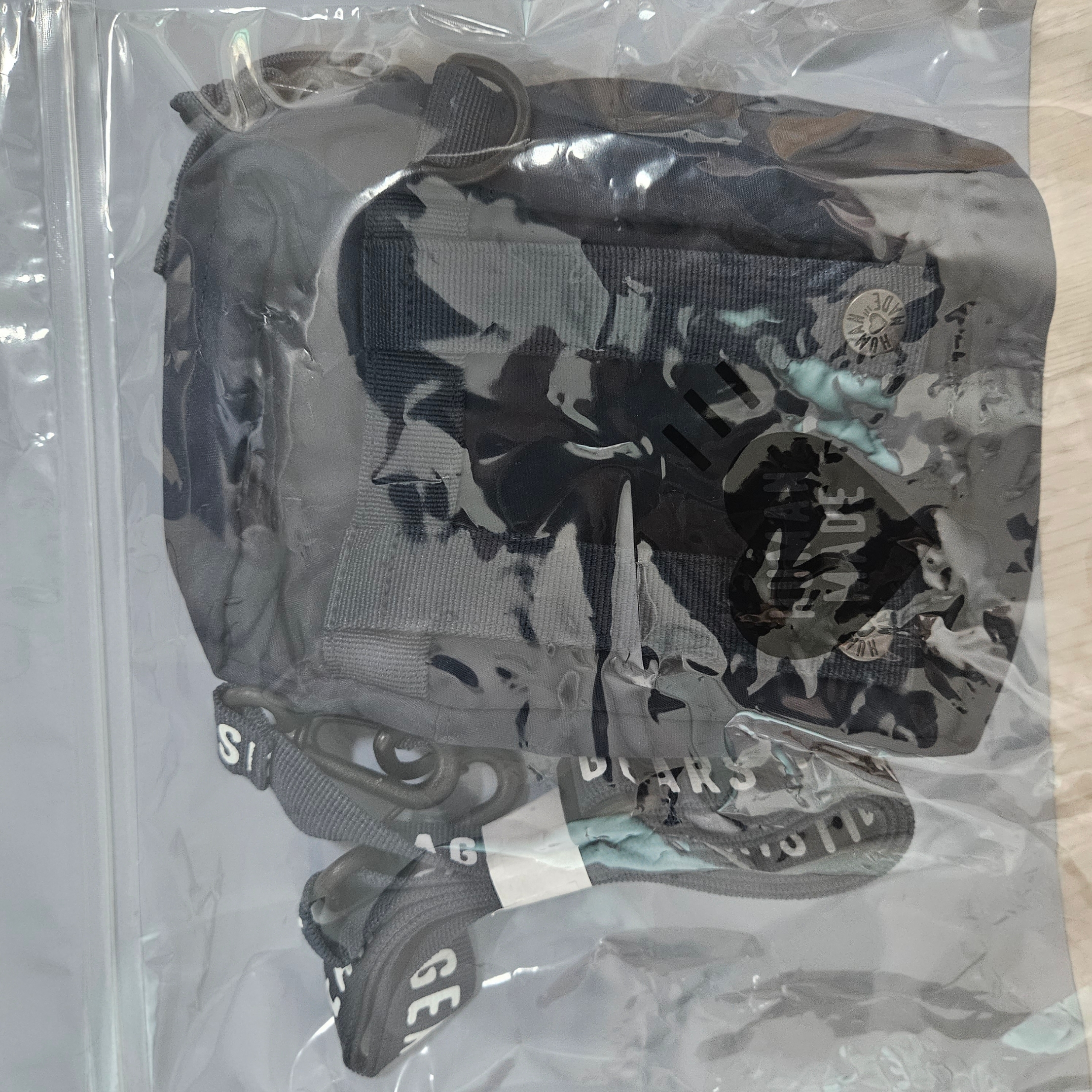 Human Made Military Pouch #2 Navy 착용 스타일