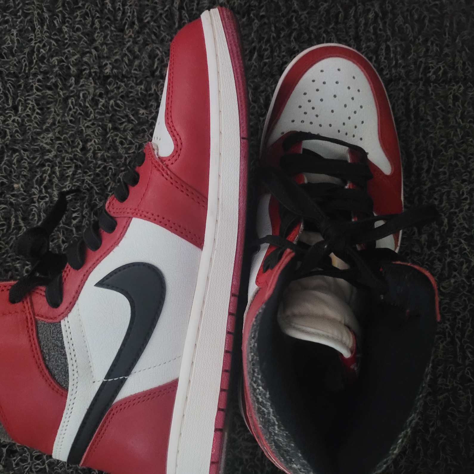 Jordan 1 Retro High OG Chicago 2022 착용 스타일
