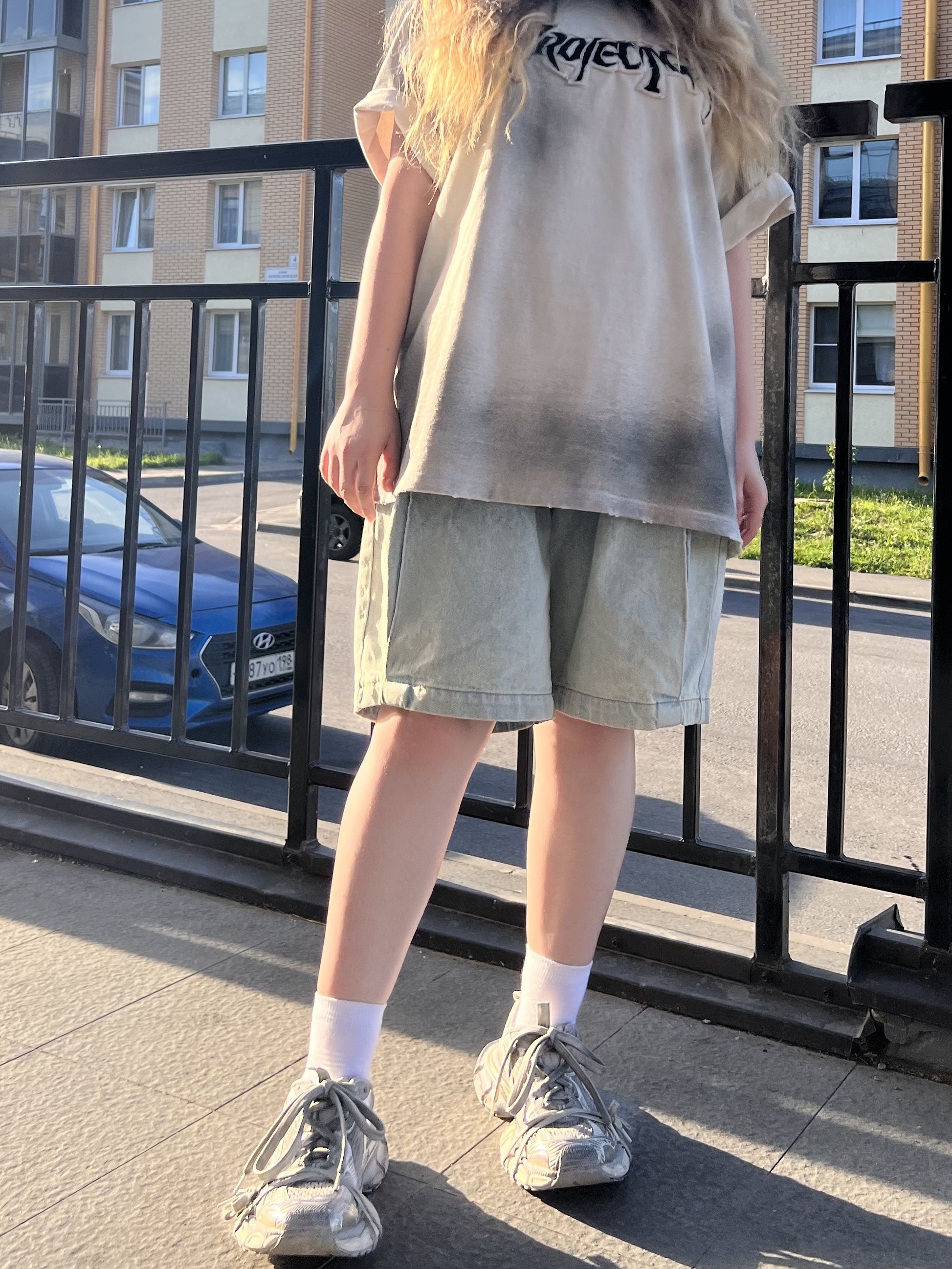 Project G/R Furious Logo Applique T-Shirt Grey - 10 Corso Como Exclusive, Balenciaga 3XL Sneakers Light Beige 착용 스타일