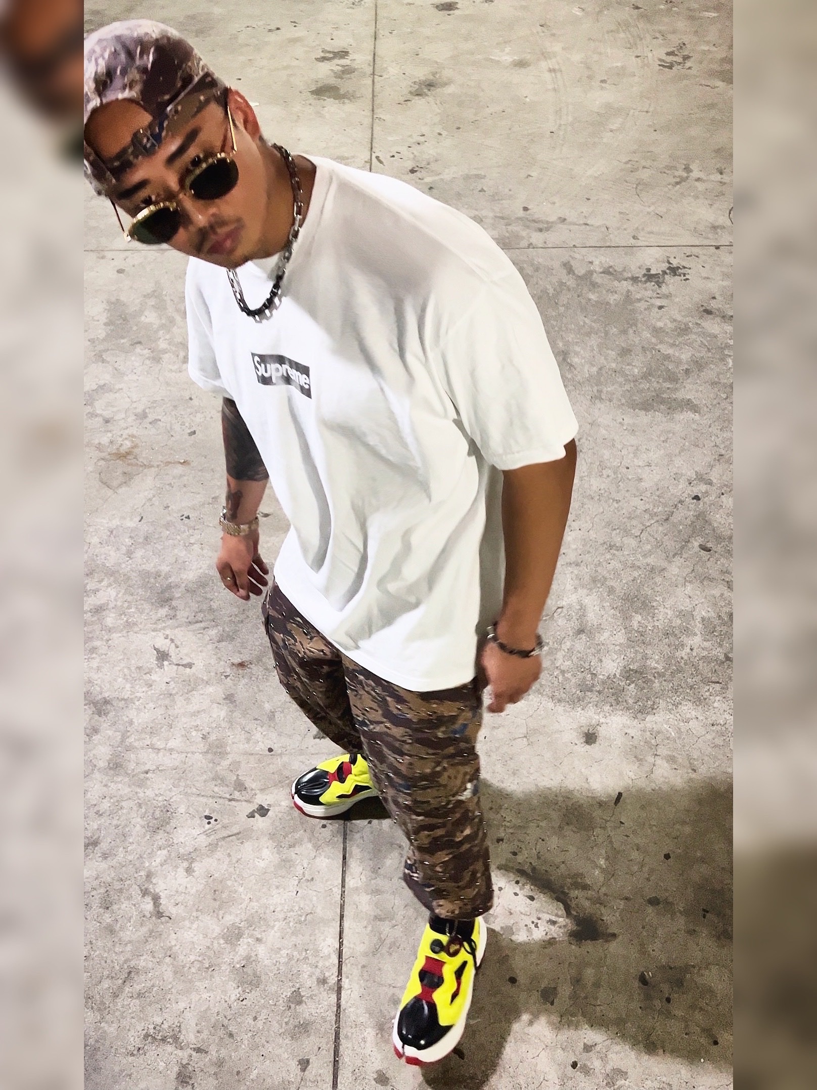 Supreme x Undercover Studded 6-Panel Brown Camo - 23SS, Supreme x Undercover Studded Cargo Pant Brown - 23SS 착용 스타일 - 3