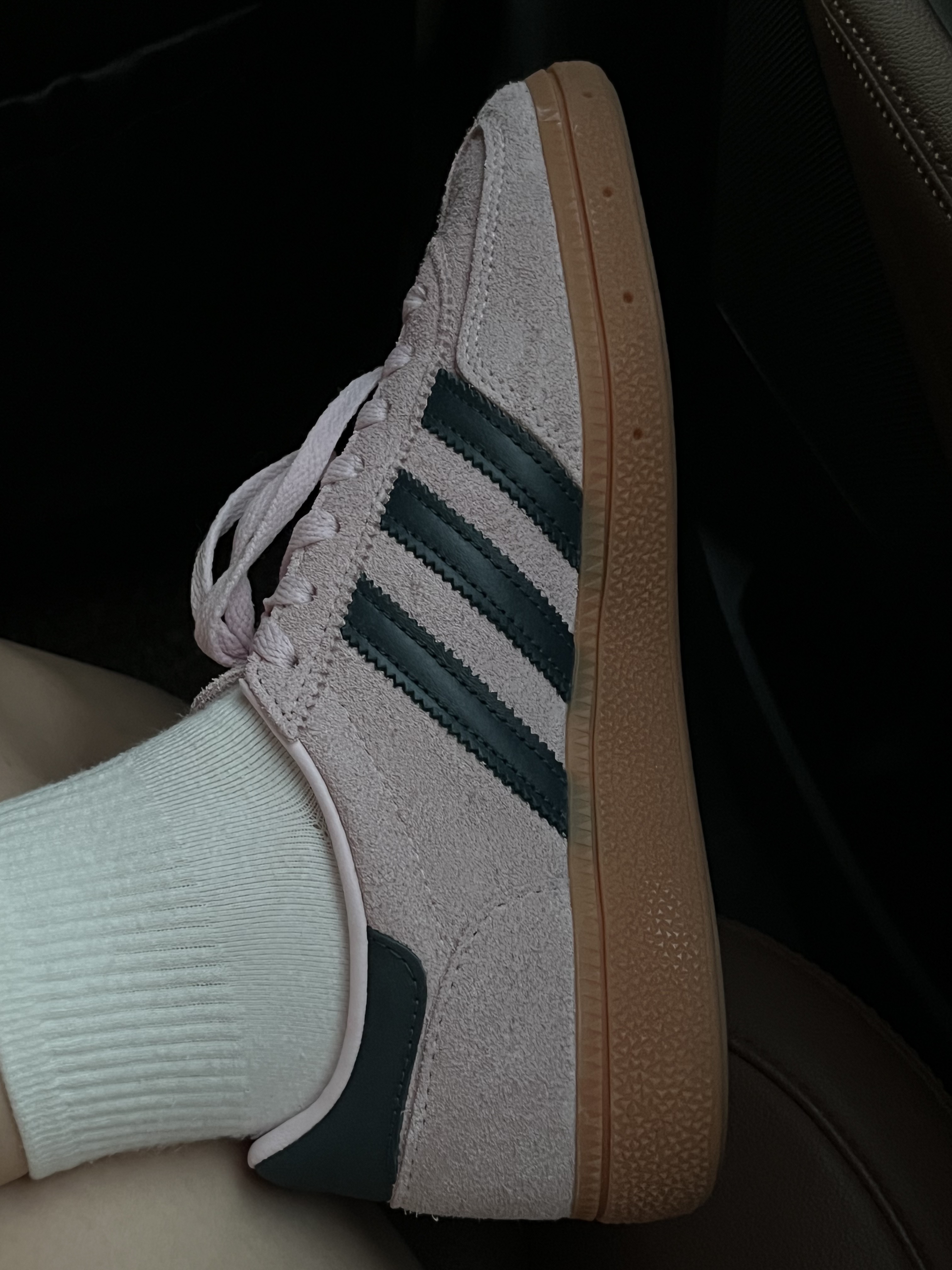 (W) Adidas Spezial Handball Clear Pink 착용 스타일 - 2