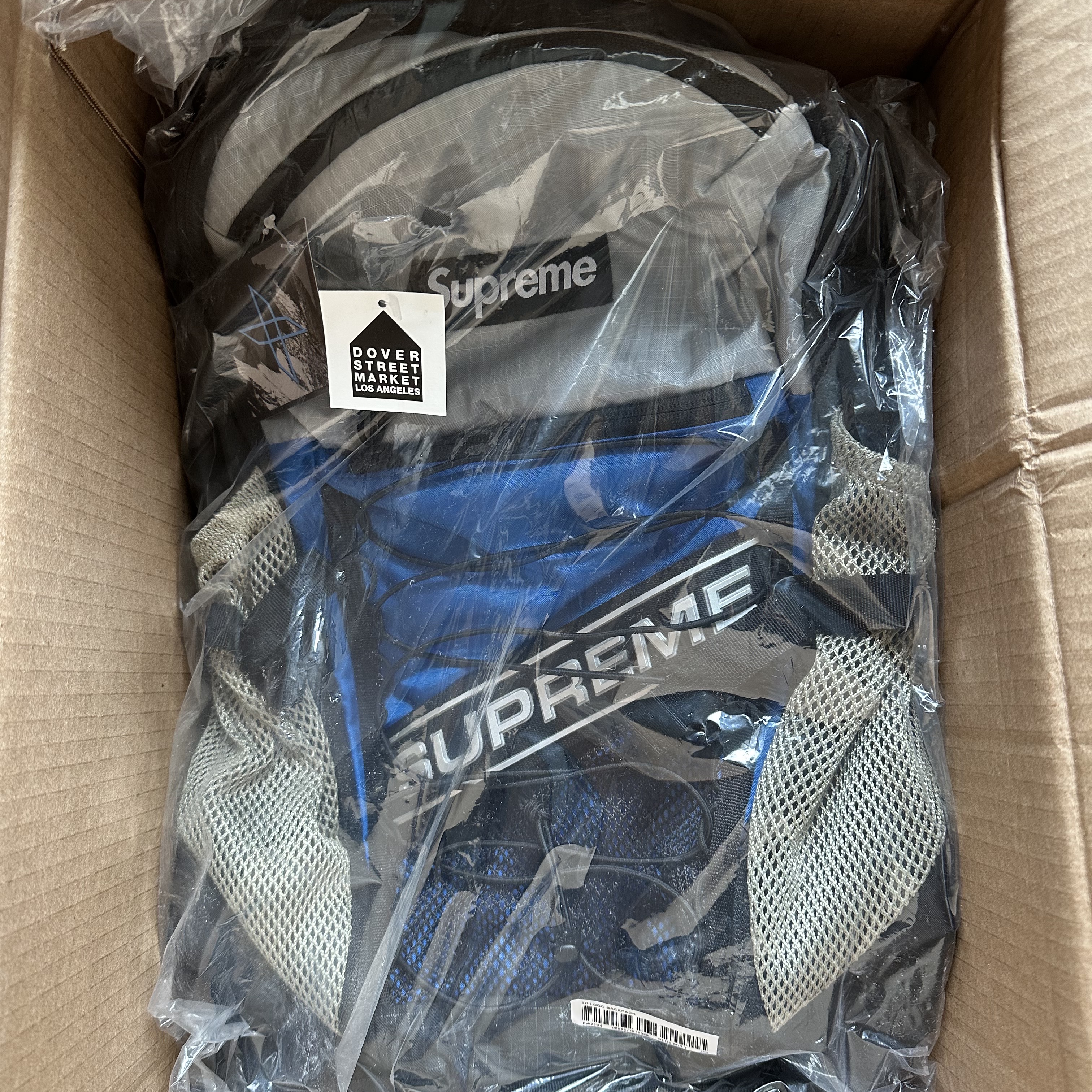 Supreme Backpack Blue - 23FW 착용 스타일 - 1
