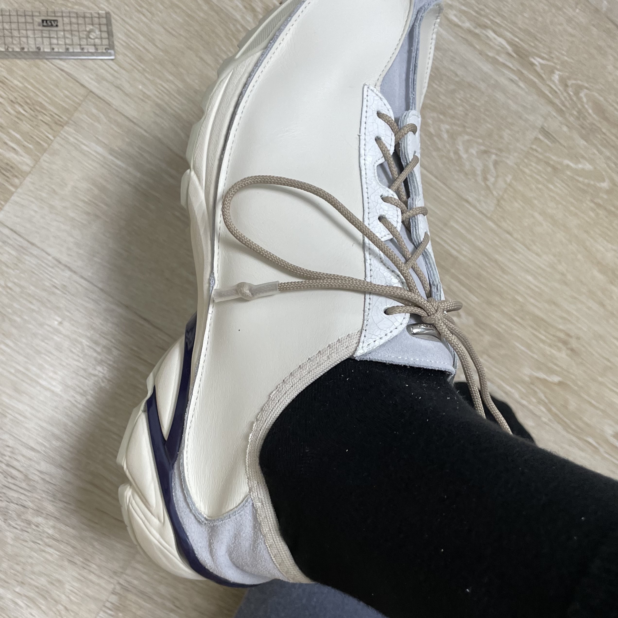 Our Legacy Klove Leather Off White 착용 스타일 - 3