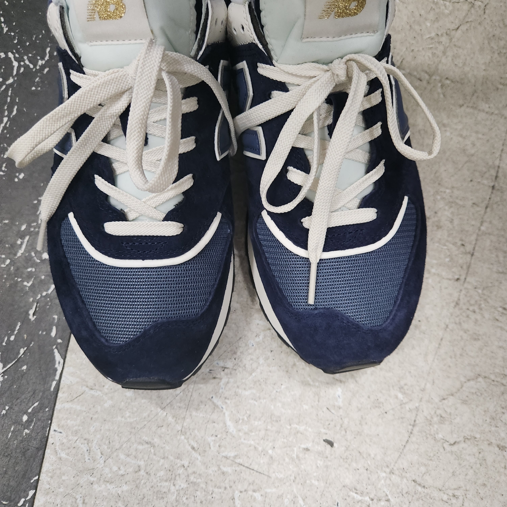 New Balance 574 Legacy Navy 착용 스타일
