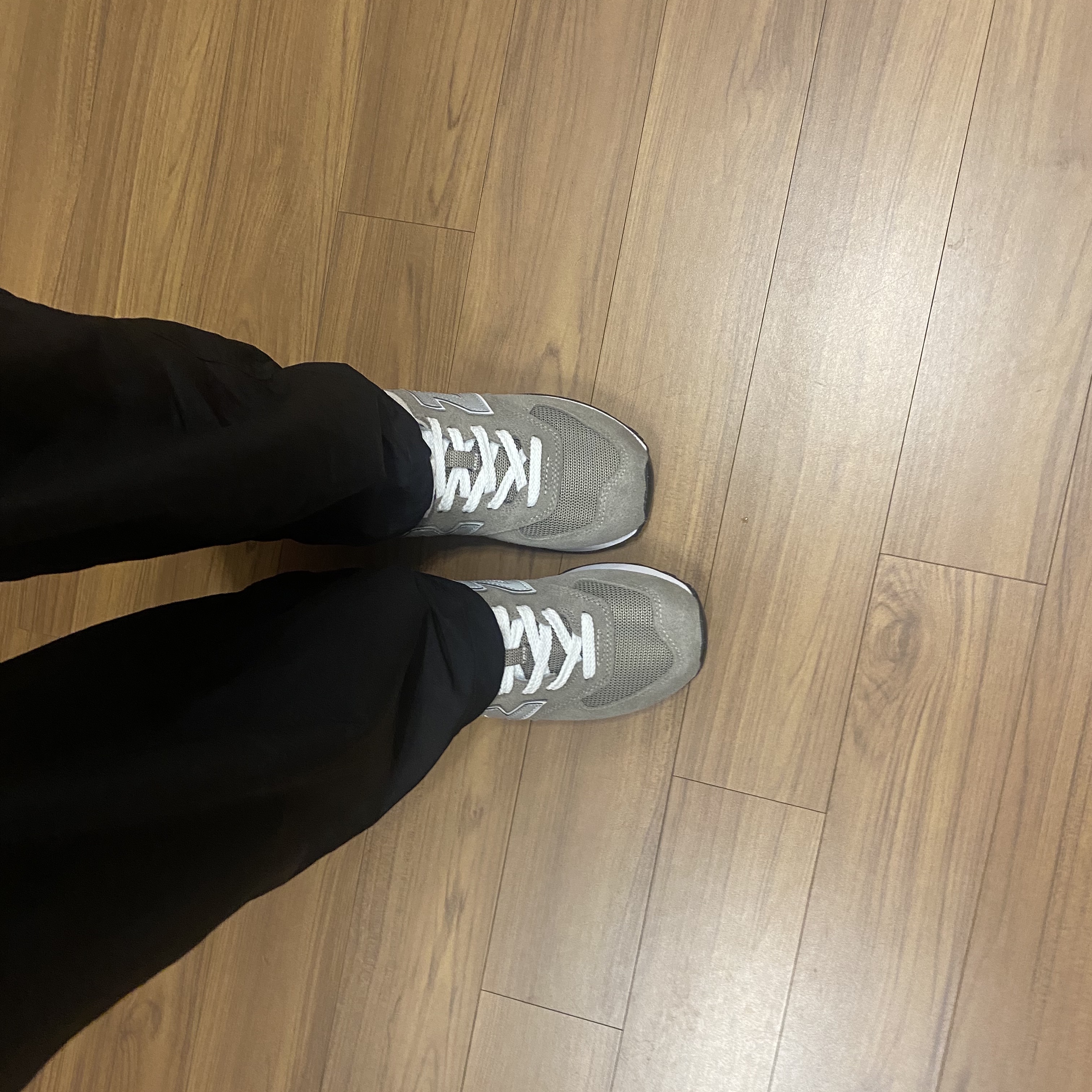 (W) New Balance 574 Worn By Anyone Grey - B Standard 착용 스타일 - 2