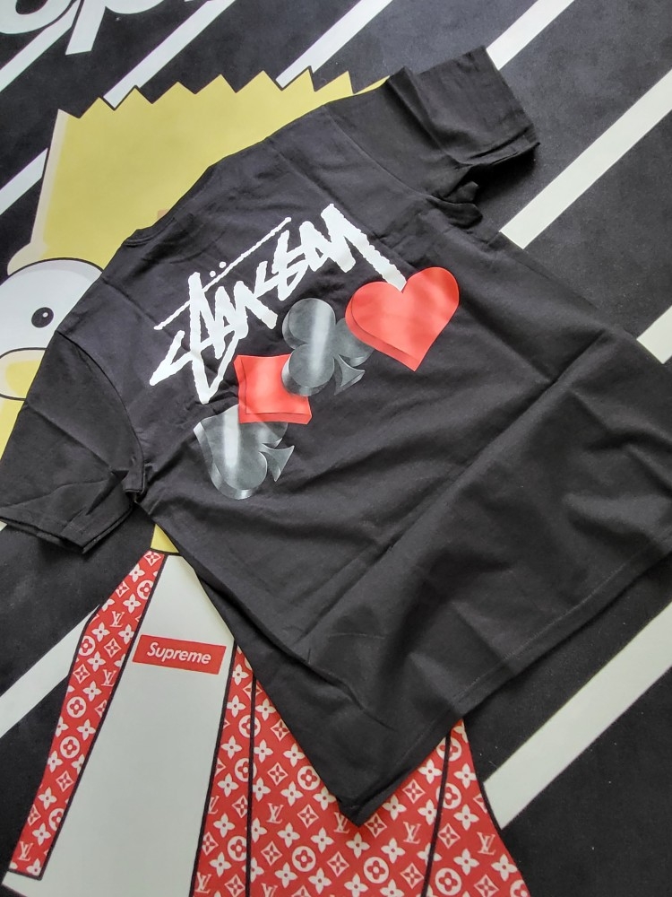 Stussy Suits T-Shirt Black 착용 스타일 - 1