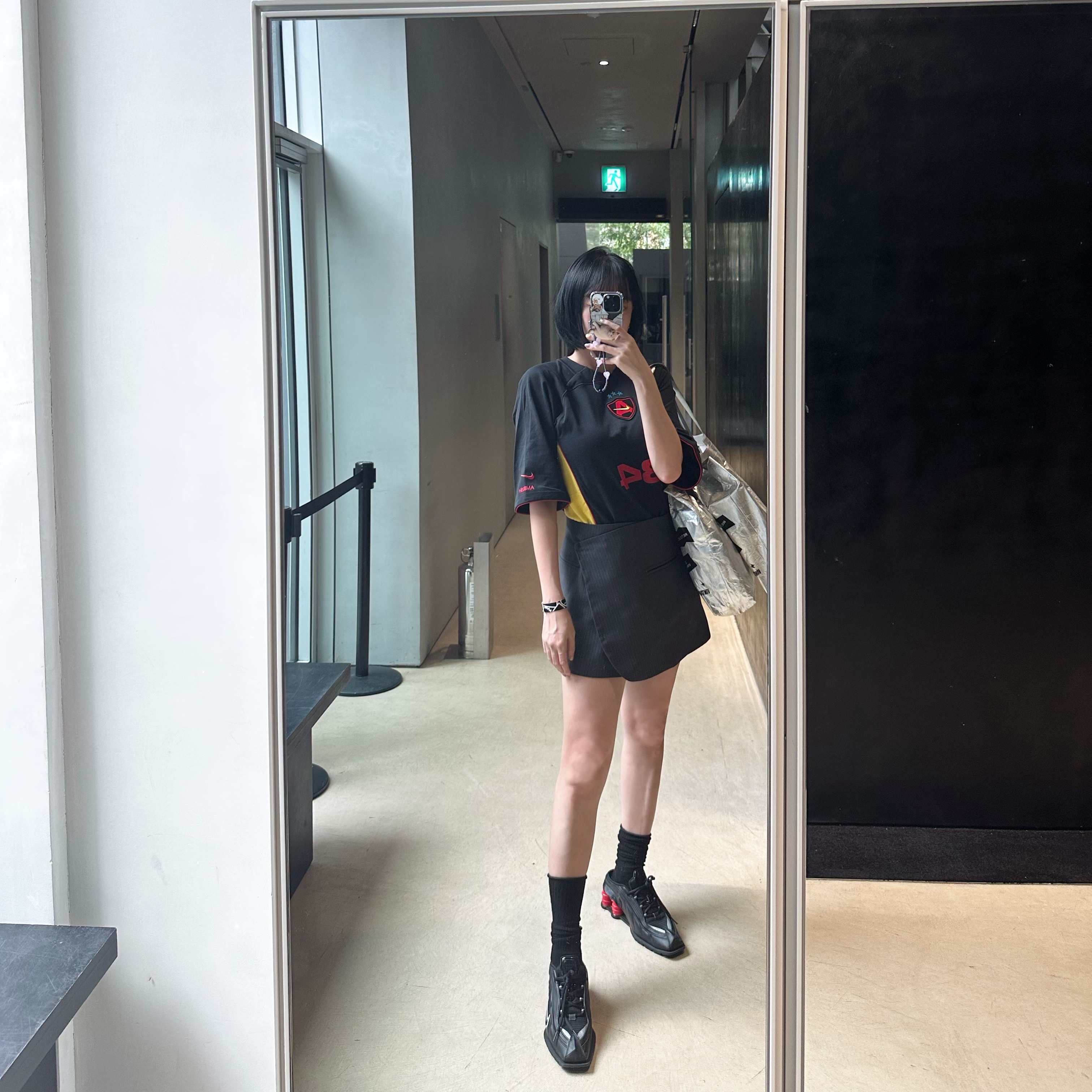 Nike x Ambush Jersey Top Black - US/EU, Nike x Martine Rose Shox MR4 Black 착용 스타일