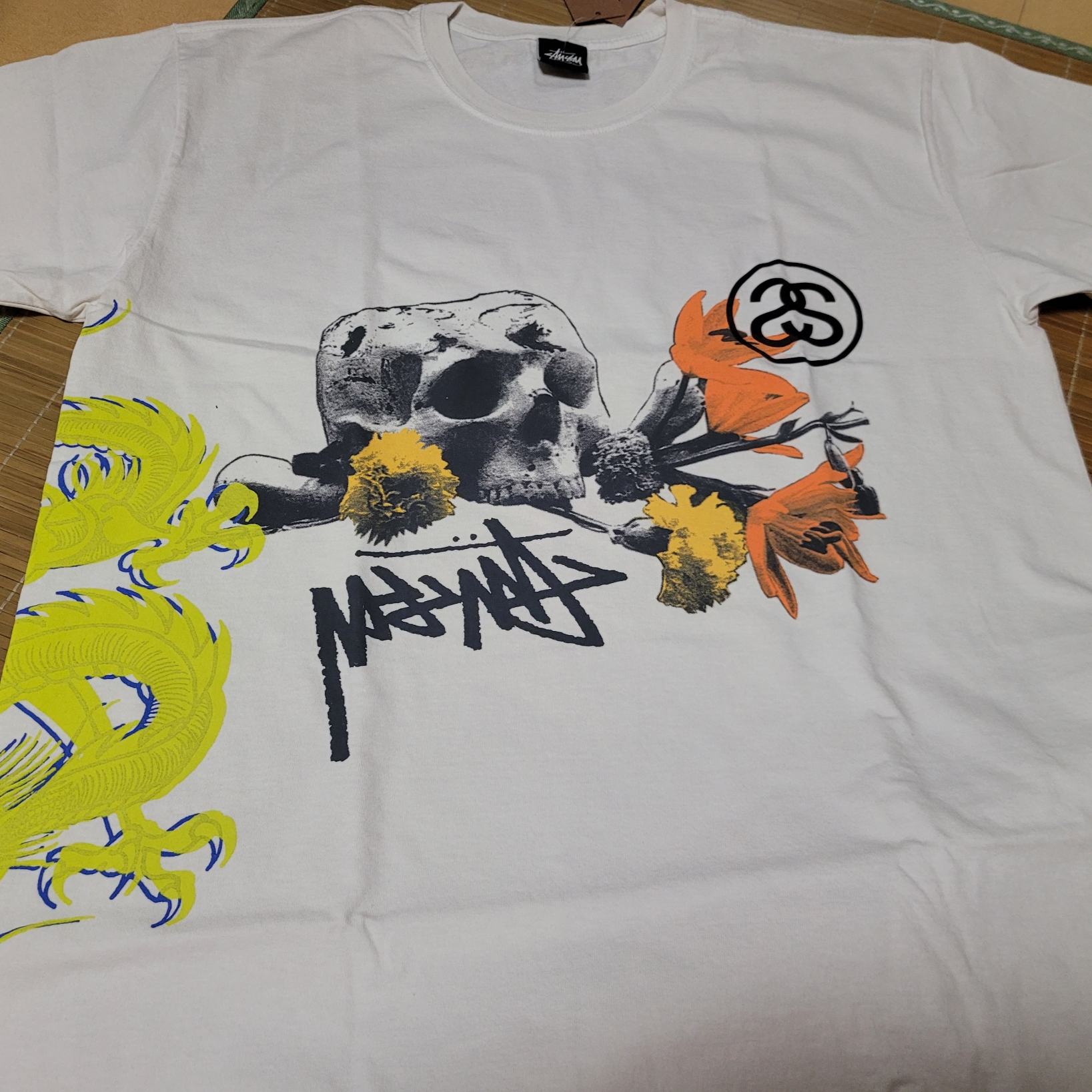 Stussy Strike Pigment Dyed T-Shirt Natural 착용 스타일 - 2