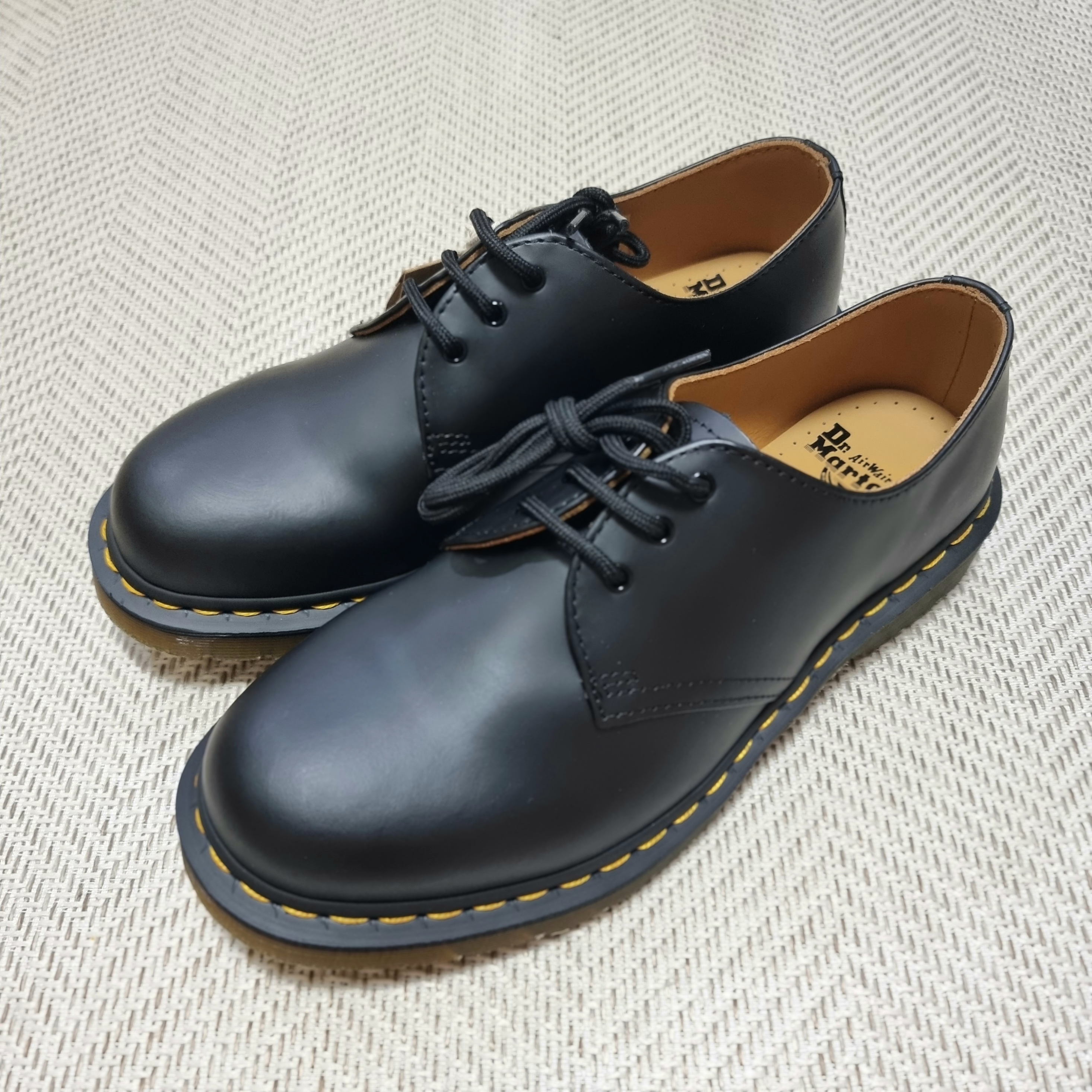 Dr. Martens 1461 Smooth Black 착용 스타일