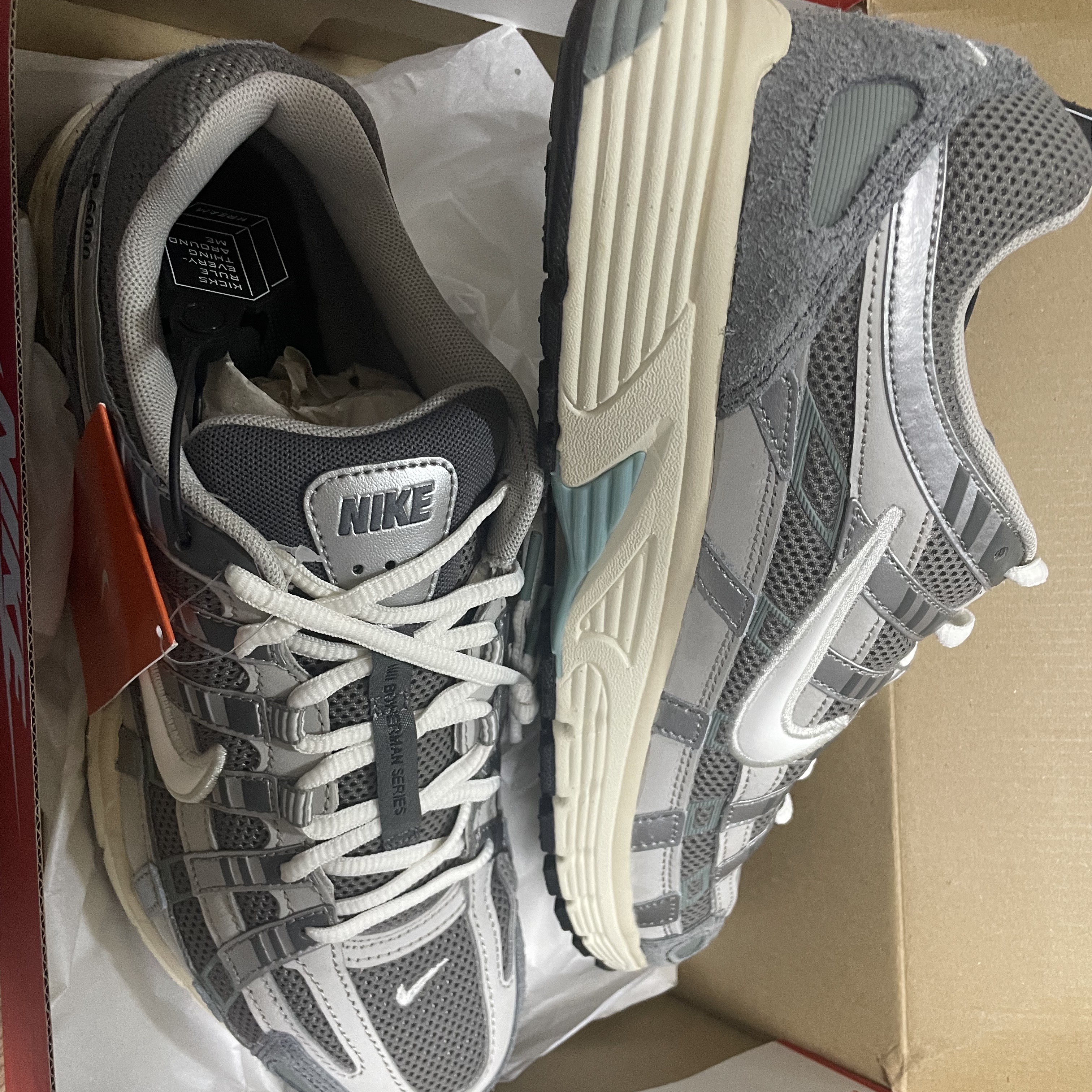 Nike P-6000 Flat Pewter Light Iron Ore 착용 스타일 - 1