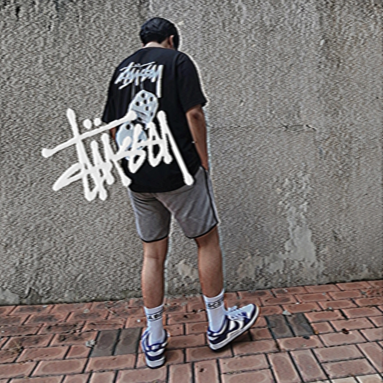 Nike Dunk Low Retro Championship Court Purple, Stussy Fuzzy Dice T-Shirt Black 착용 스타일 - 2