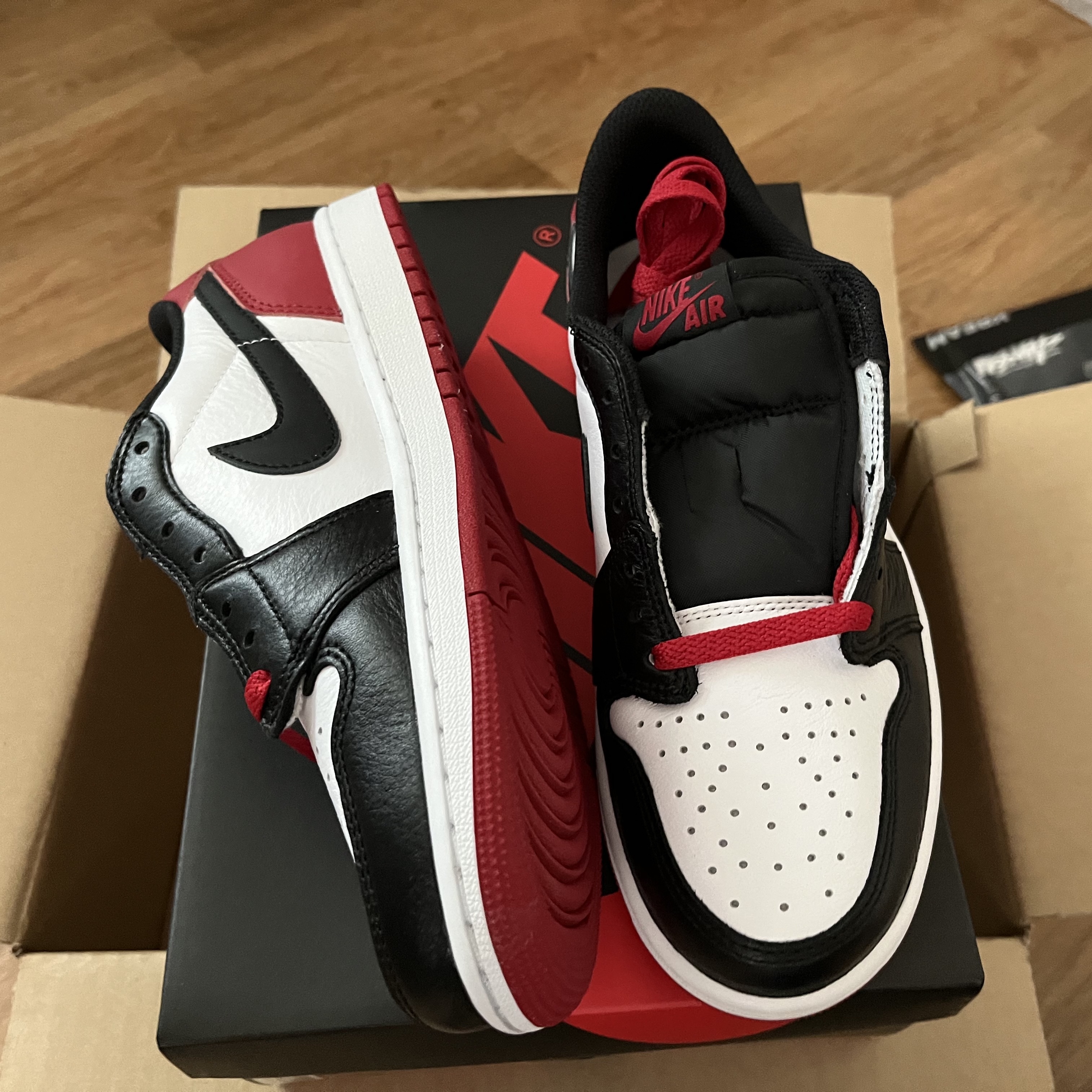 Jordan 1 Retro Low OG Black Toe 착용 스타일