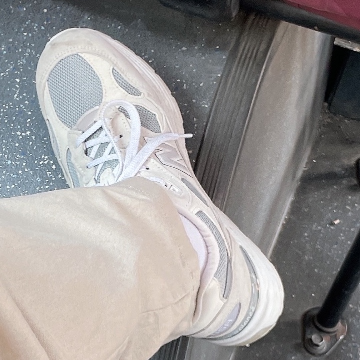 New Balance 992 Made in USA White Silver 착용 스타일