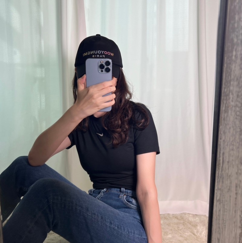 (W) Nike NSW Essential Slim Fit Crop T-Shirt Black - Asia, Wooyoungmi Lenticular Embroidered Ball Cap Black - 23SS 착용 스타일 - 2