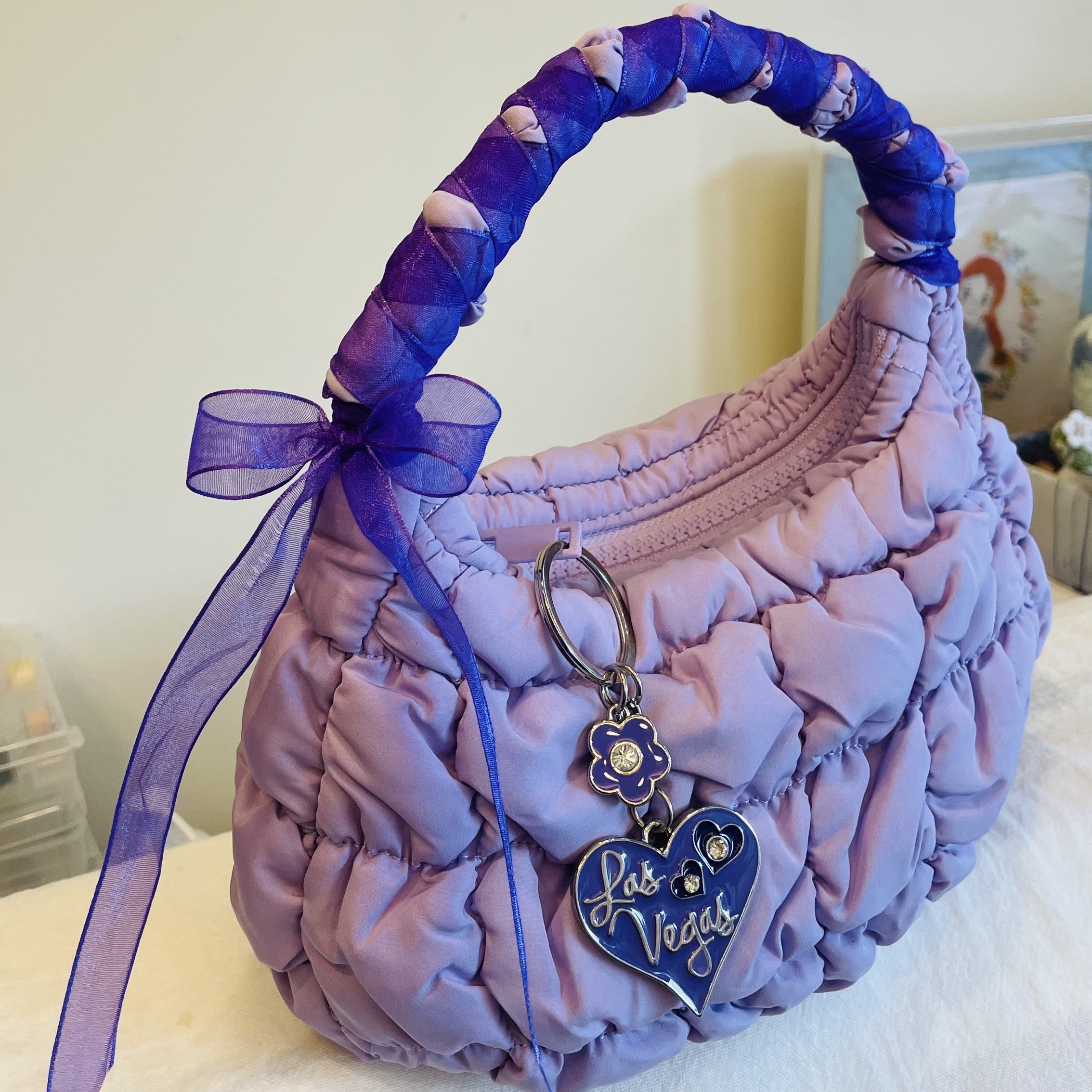 COS Quilted Micro Bag Purple 착용 스타일 - 1