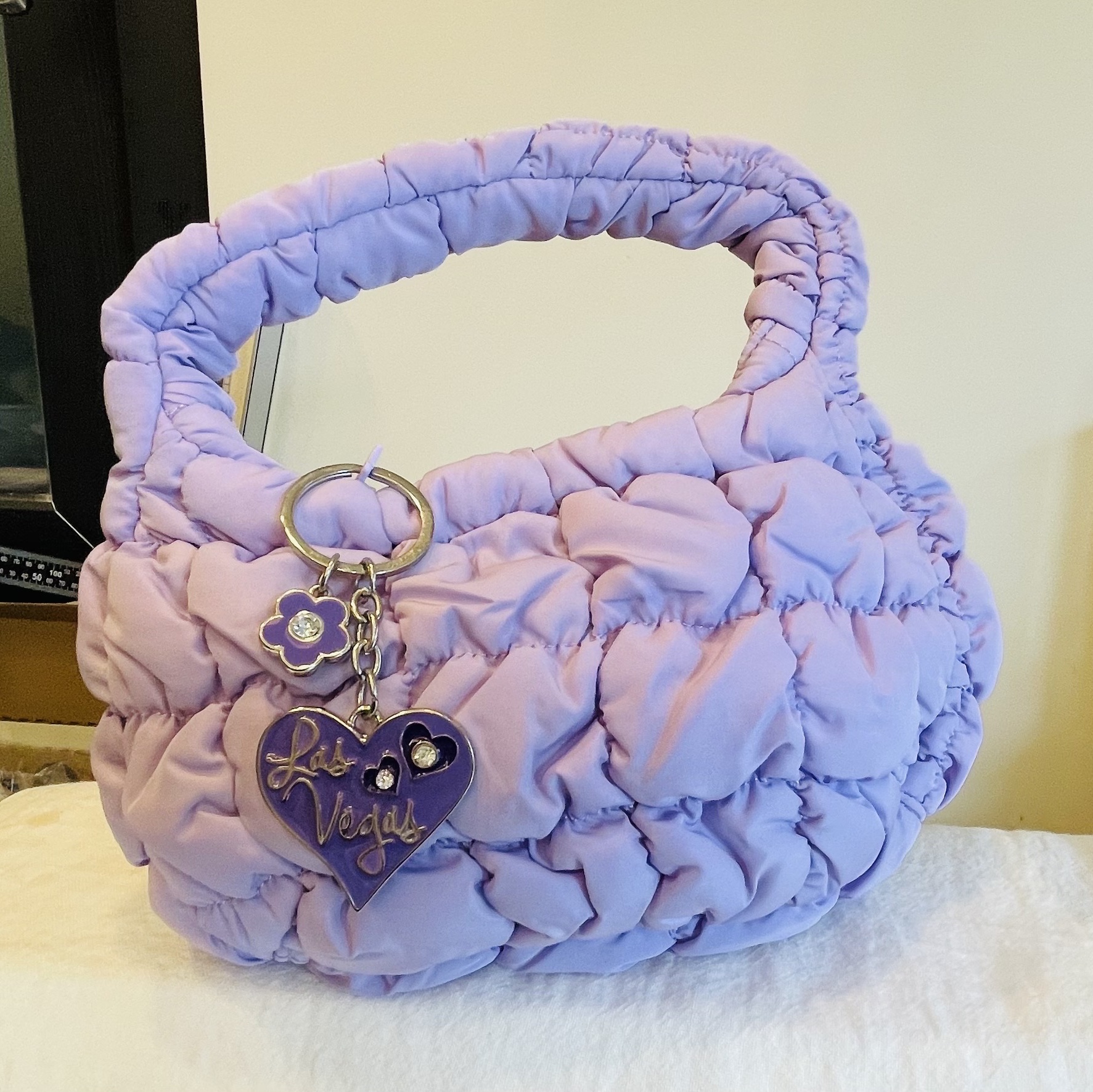 COS Quilted Micro Bag Purple 착용 스타일 - 2