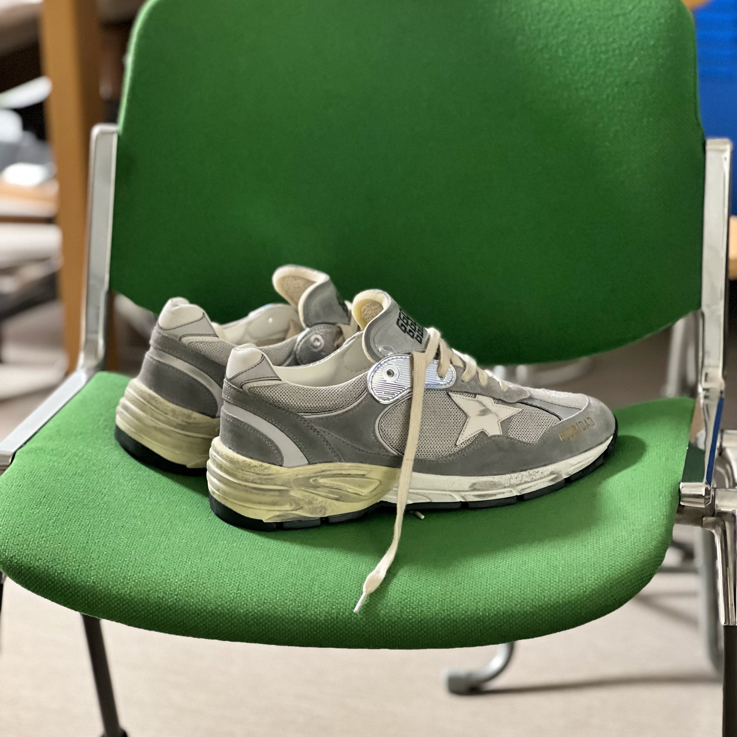 Golden Goose Dad-Star Sneakers White Silver, New Balance 992 Made in USA Grey - D Standard 착용 스타일 - 2