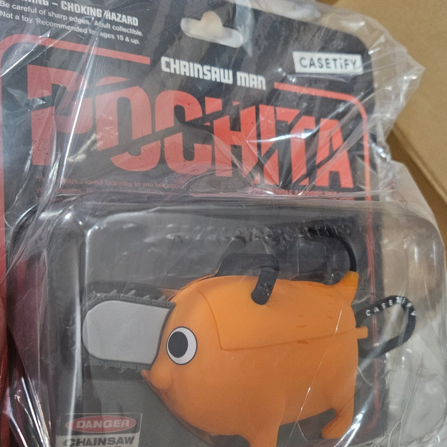 Casetify x Chainsaw Man Pochita Collectible AirPods Pro 1st/2nd Gen Case 착용 스타일