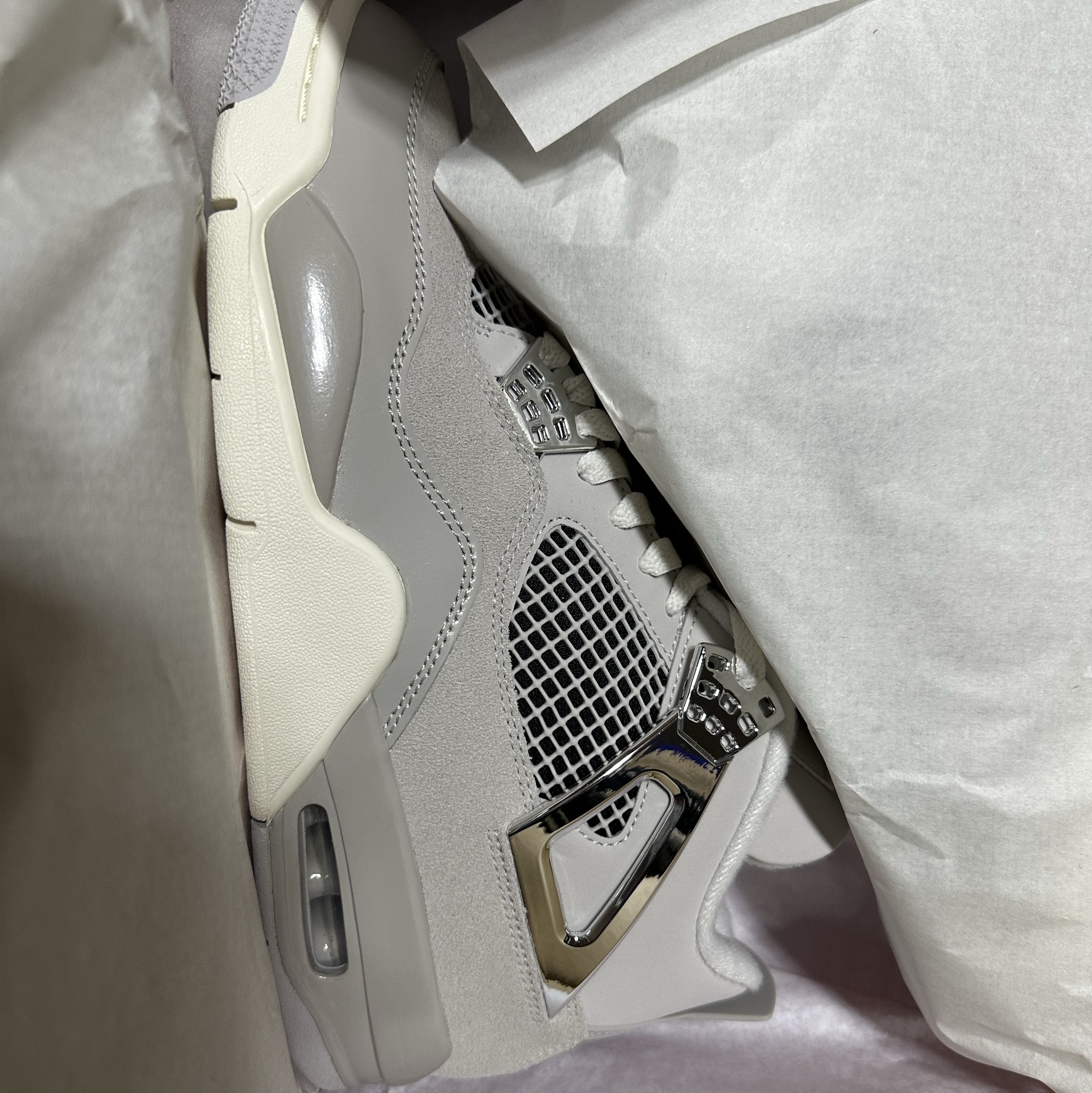 (W) Jordan 4 Retro Frozen Moments 착용 스타일