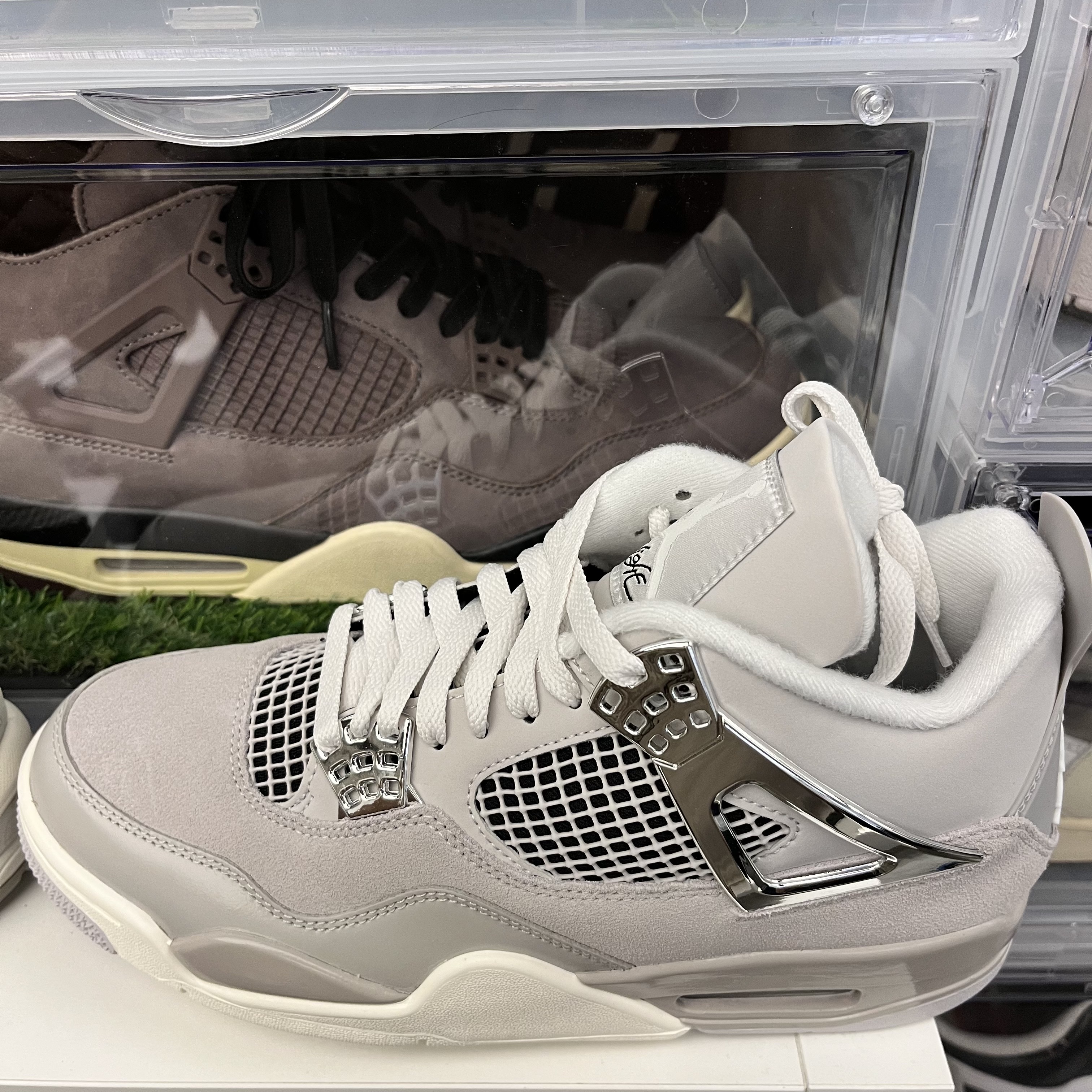 (W) Jordan 4 Retro Frozen Moments 착용 스타일 - 4