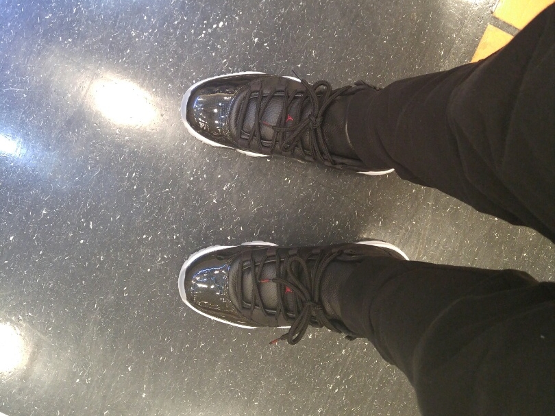 Jordan 11 Retro 72-10 착용 스타일 - 2