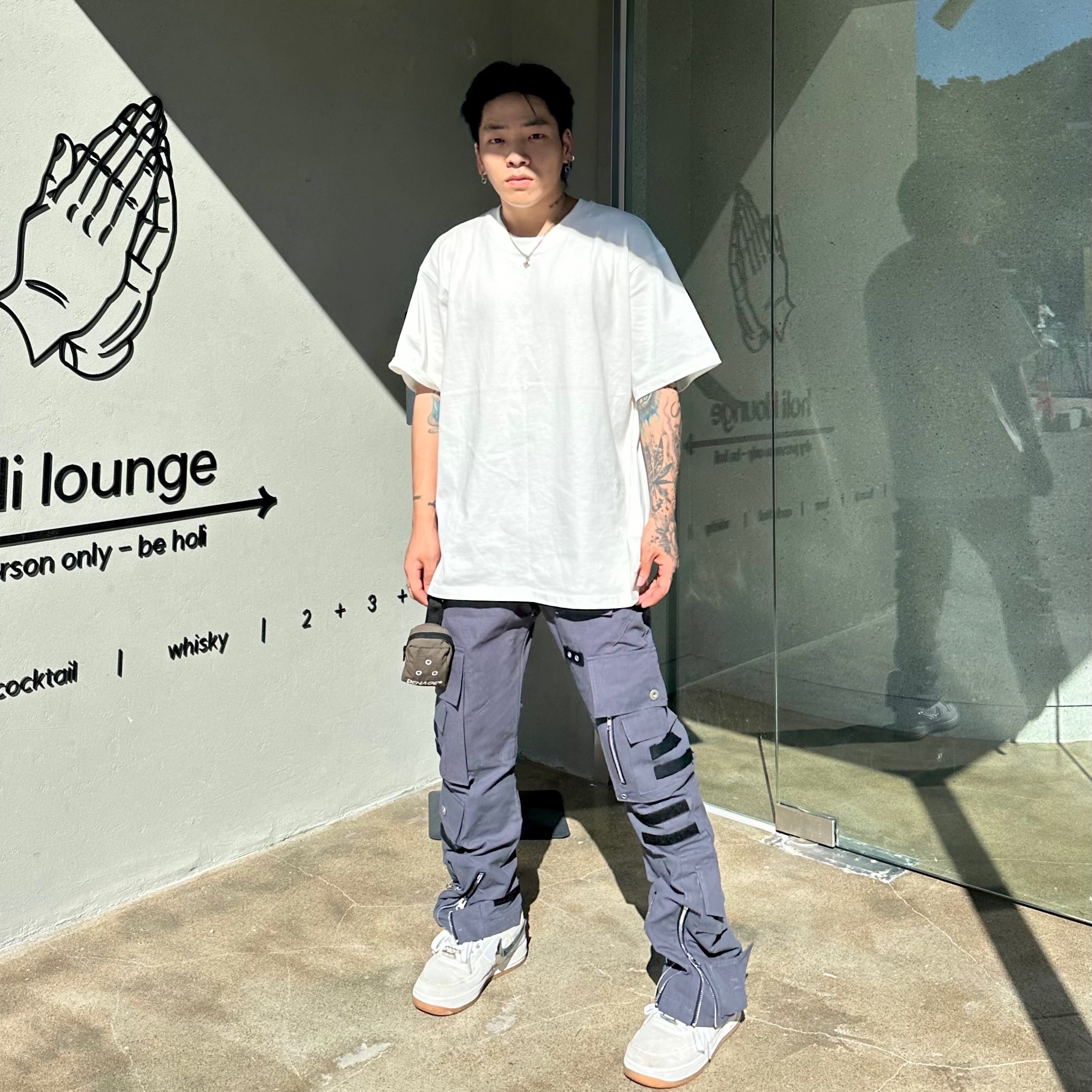 Nike x Travis Scott Air Force 1 Low White 착용 스타일 - 1