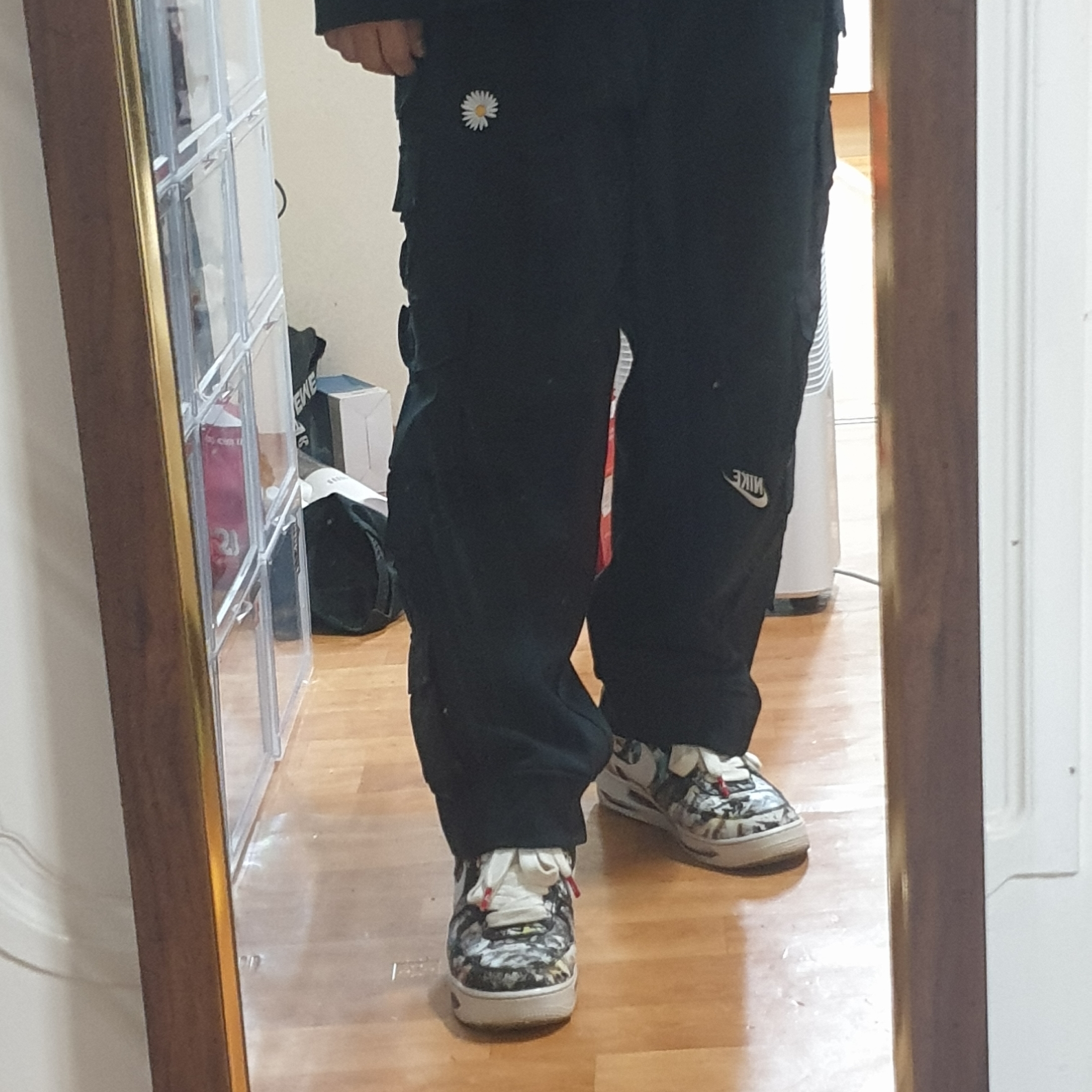 Nike x Peaceminusone Wide Pants Black (DR0096-010) 착용 스타일 - 2