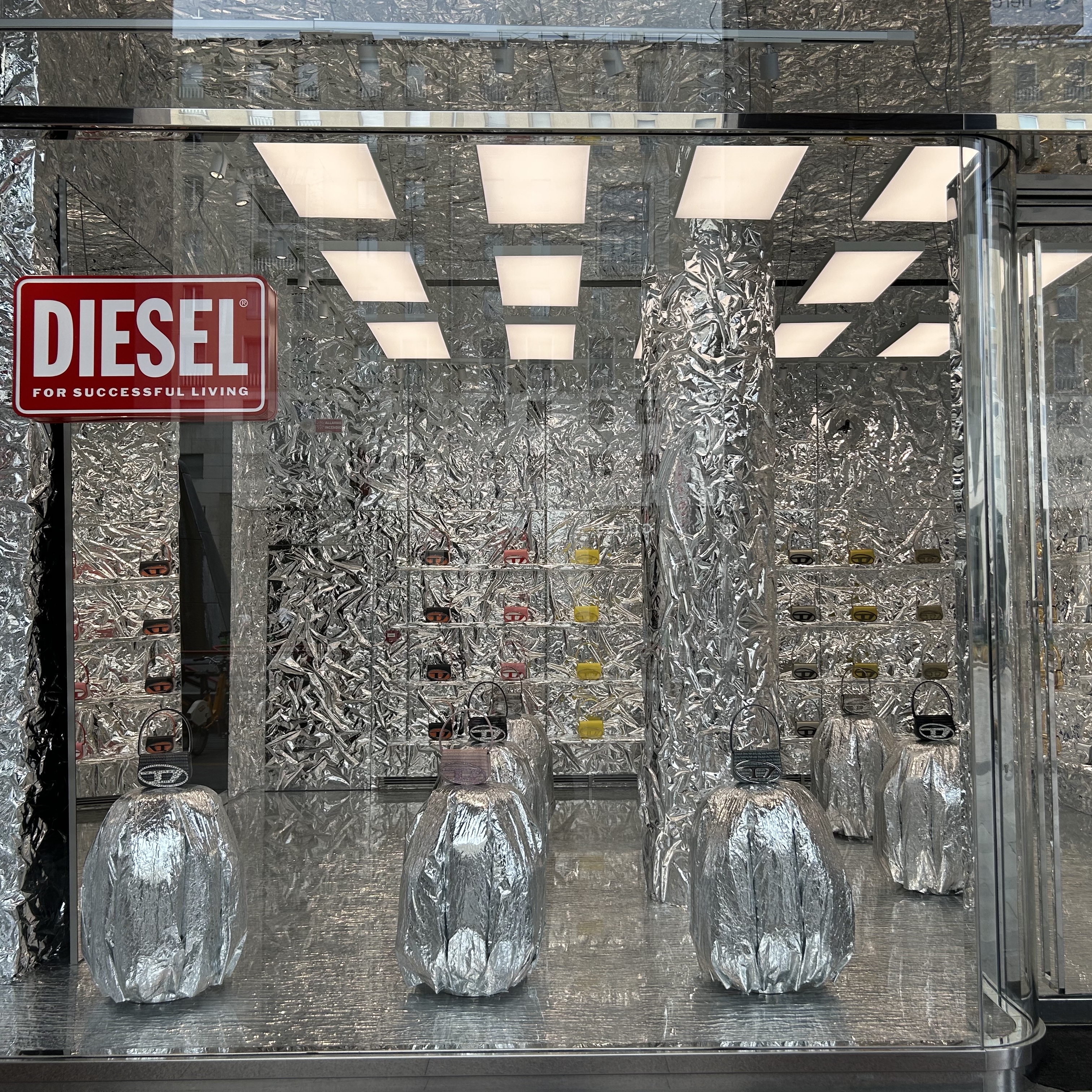 Diesel J-Beck Biker Jacket Black, Supreme Collegiate S/S Top Navy - 23FW 착용 스타일 - 3