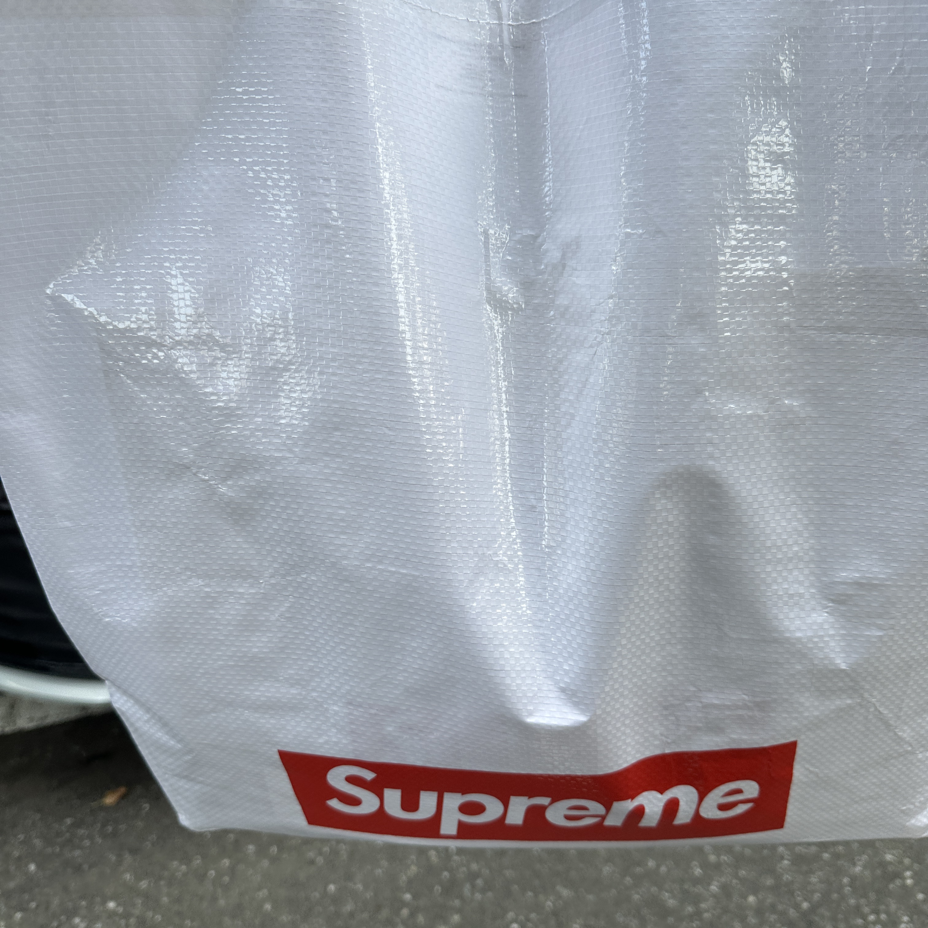 Supreme Small Box Zip Up Hooded Sweatshirt Flowers - 23FW 착용 스타일 - 2