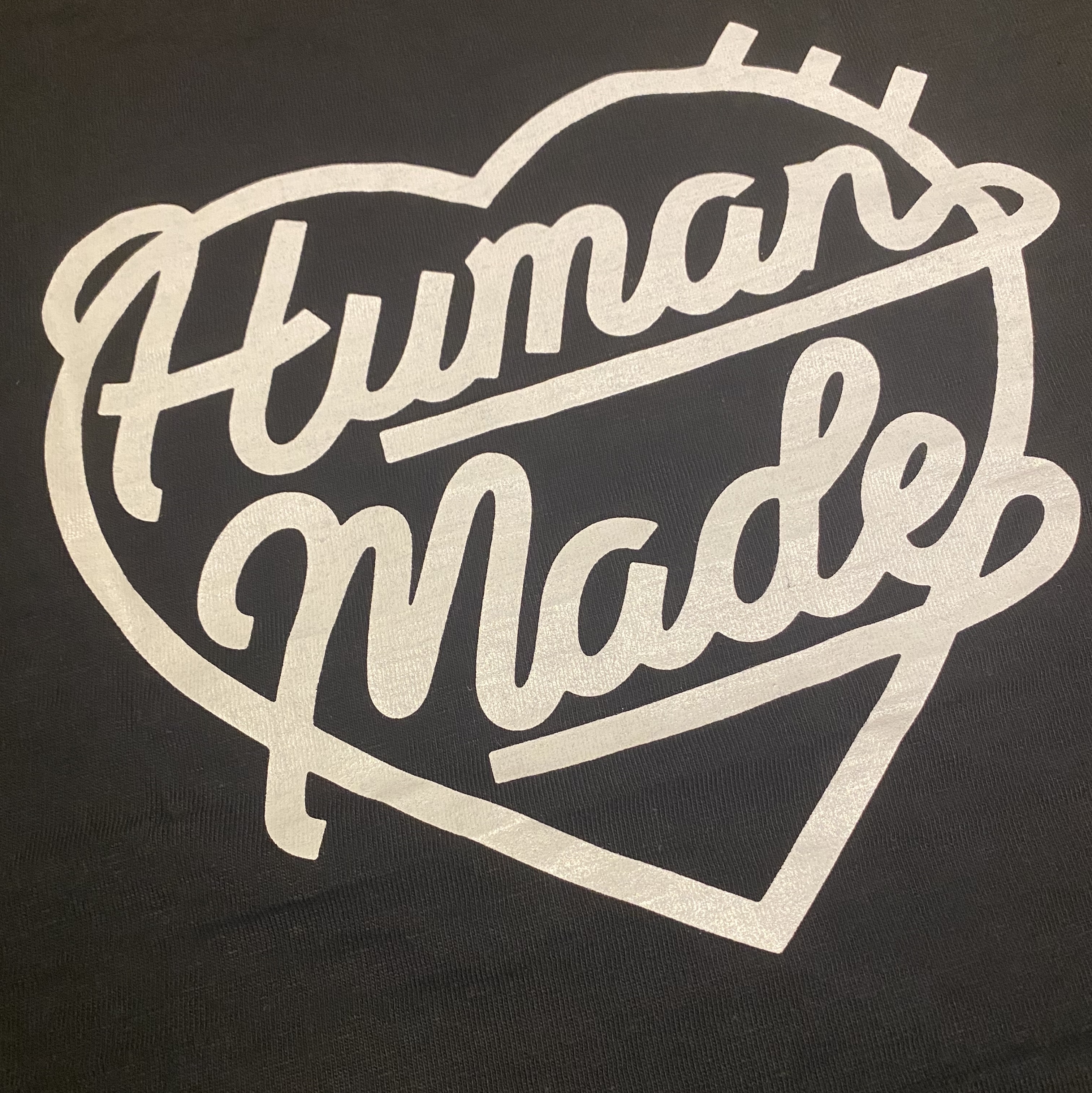 Human Made Heart Badge T-Shirt Black 착용 스타일 - 1