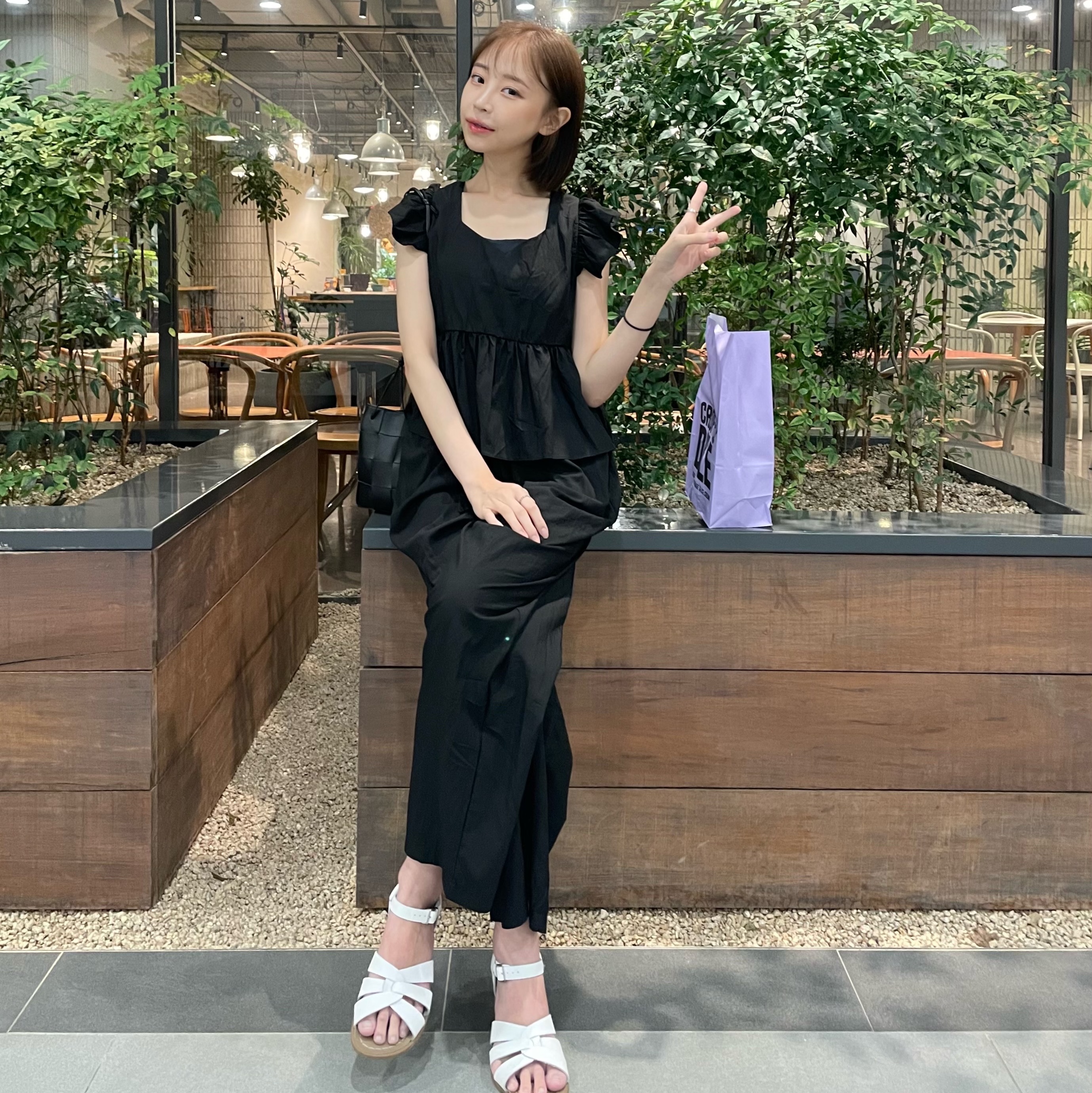 (W) Saltwater Sandal Original Sandal White, Bottega Veneta Small Leather Cassette Bucket Bag Black 착용 스타일 - 3