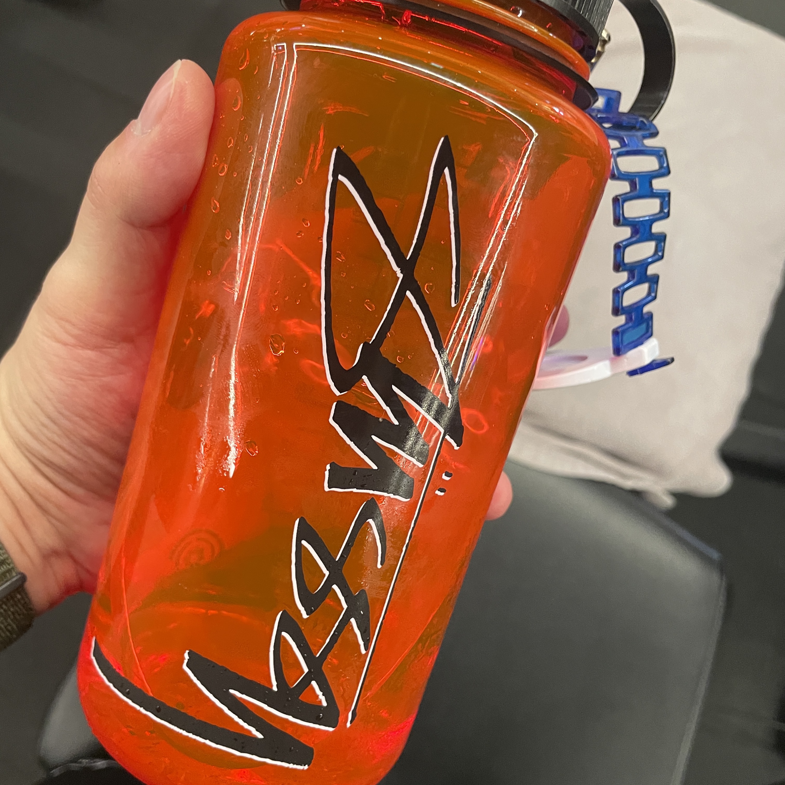 Stussy Nalgene Water Bottle Coral 착용 스타일 - 1
