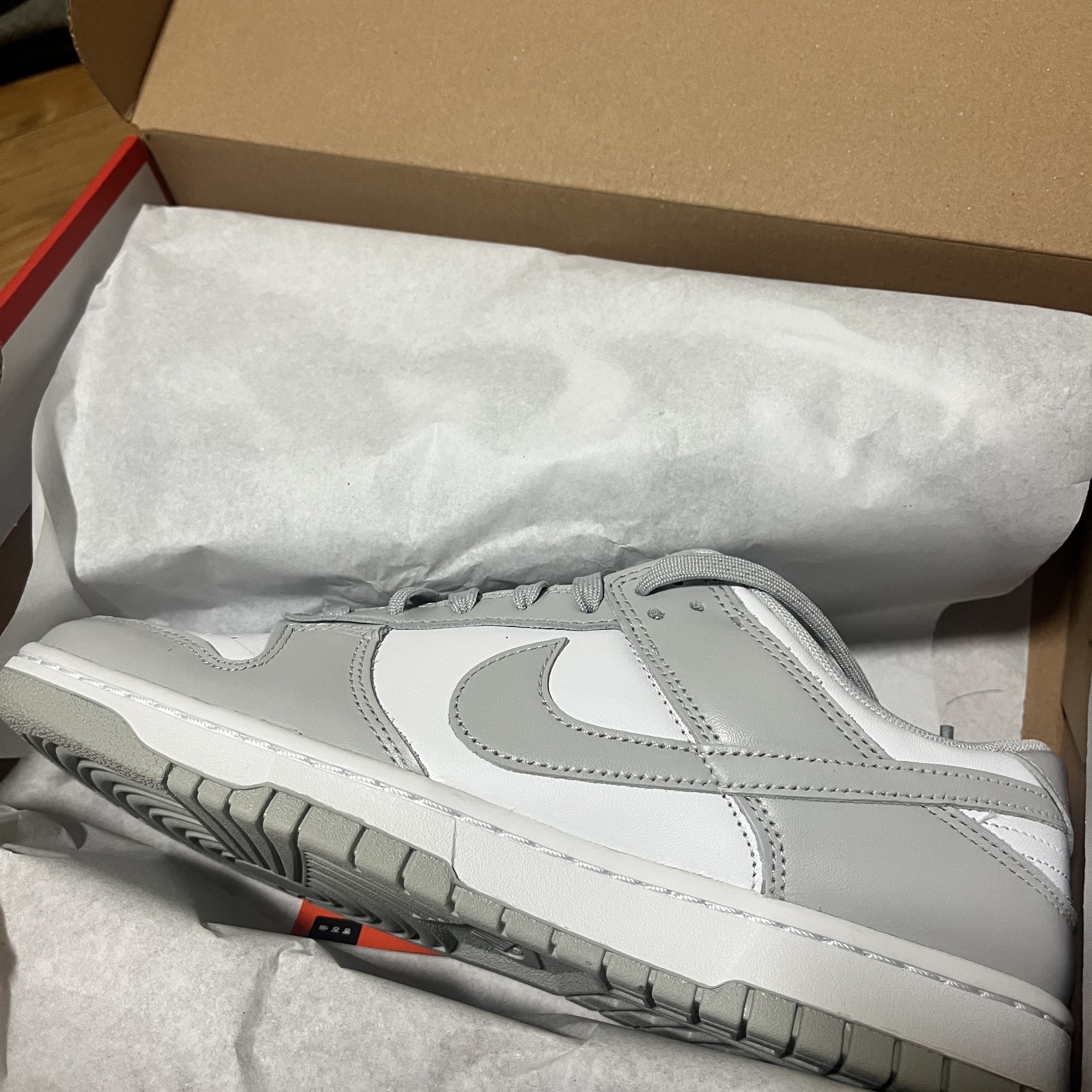 Nike Dunk Low Retro Grey Fog 착용 스타일 - 1