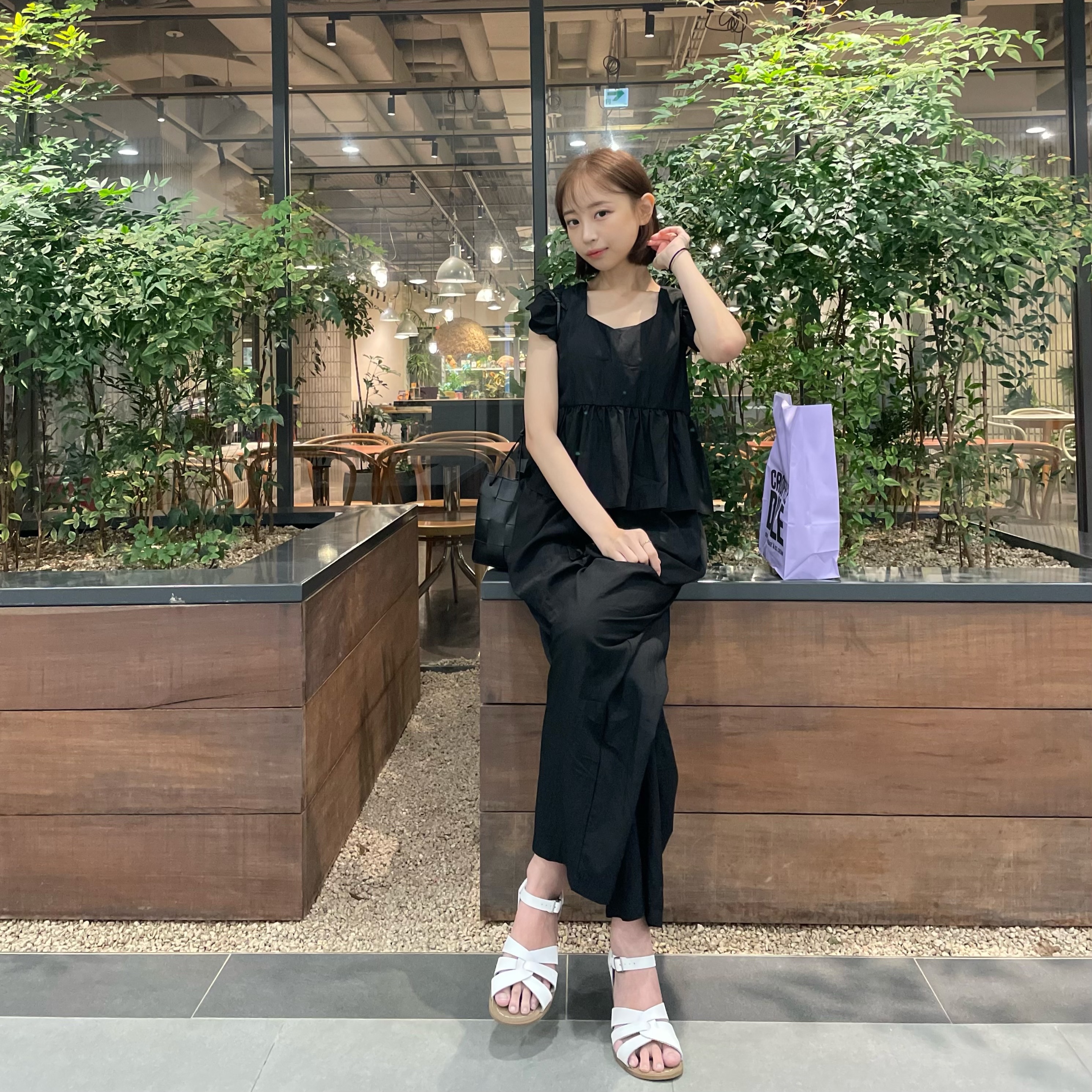 (W) Saltwater Sandal Original Sandal White, Bottega Veneta Small Leather Cassette Bucket Bag Black 착용 스타일 - 2