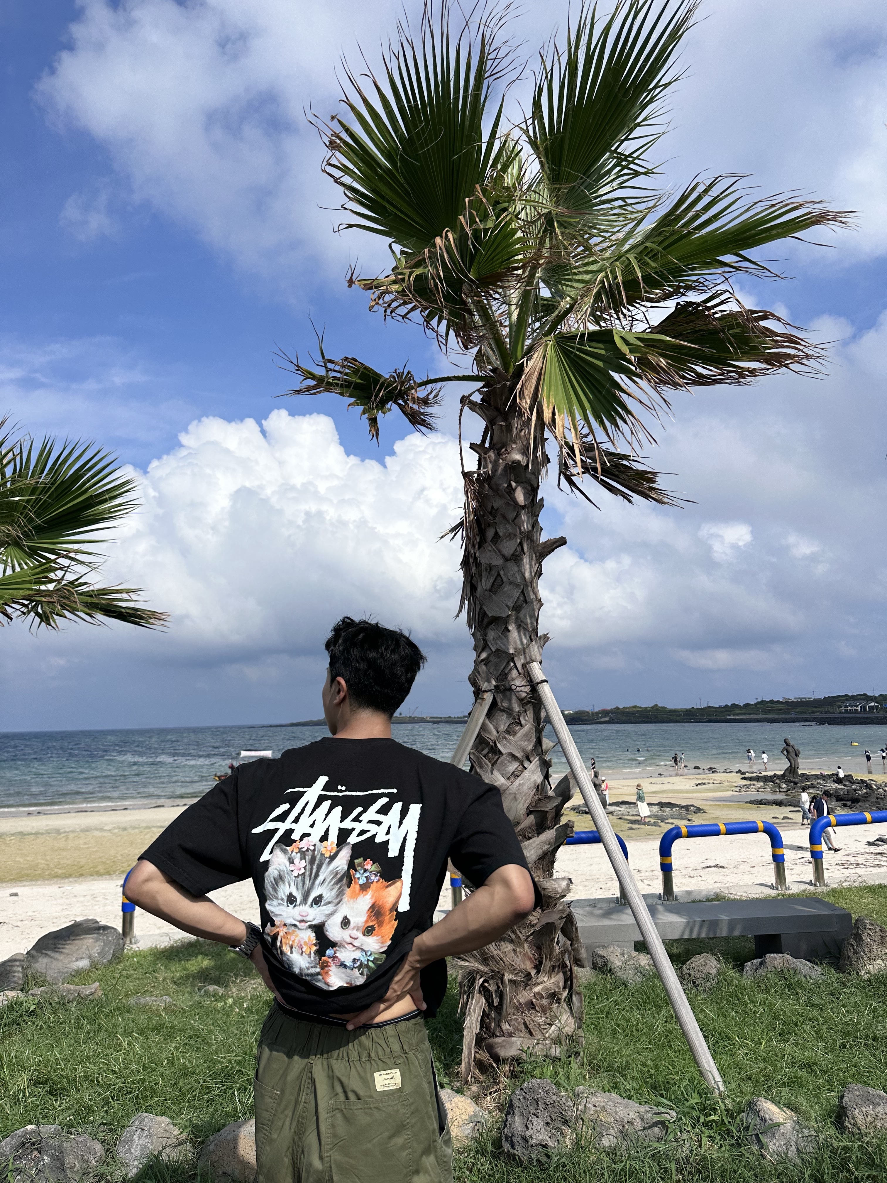 Stussy Kittens T-Shirt Black, Nike Air Force 1 '07 WB Flax 착용 스타일 - 3