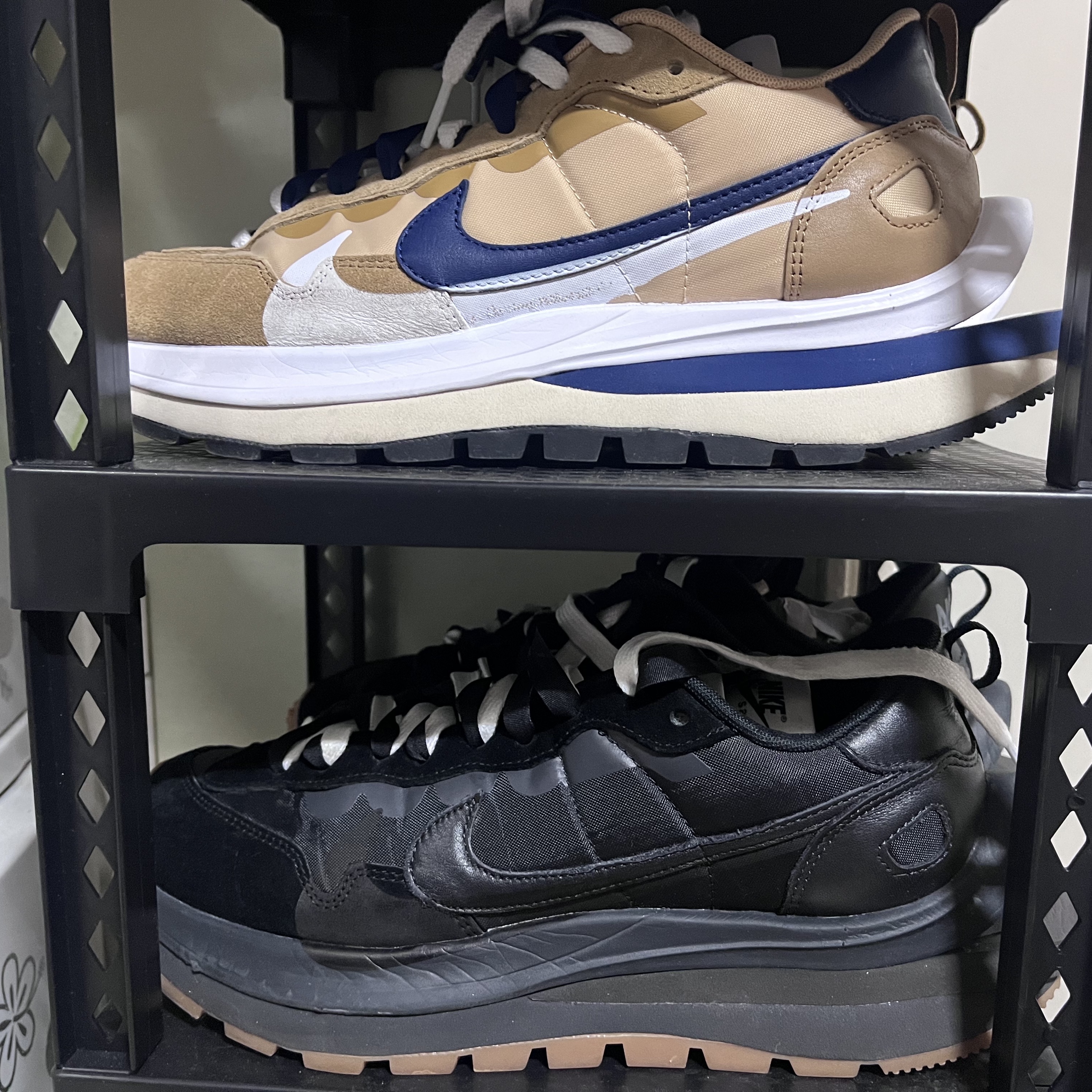 Nike x Sacai VaporWaffle Black and Gum, Nike x Sacai VaporWaffle Sesame and Blue Void 착용 스타일