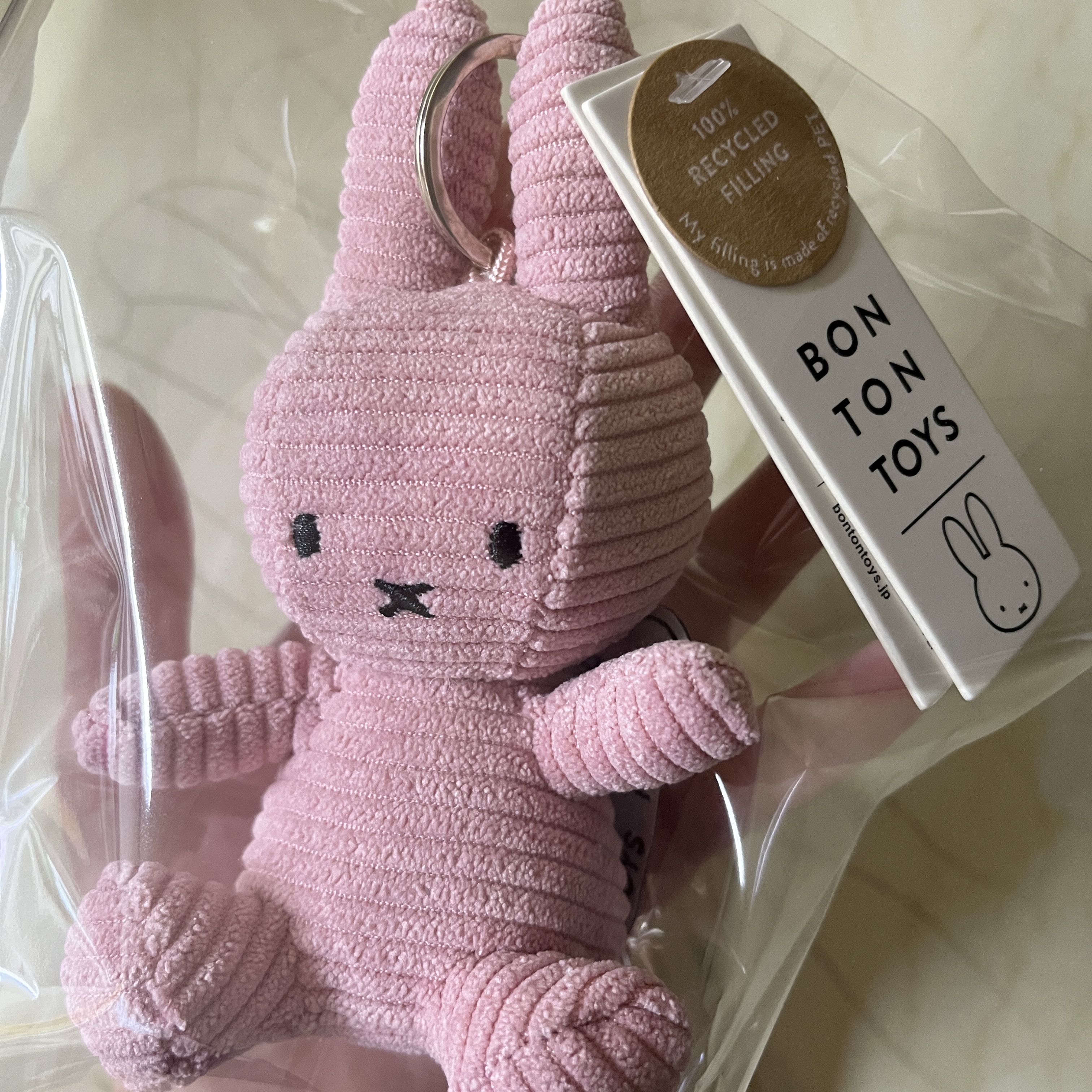 Miffy x Bon Ton Toys Keychain Corduroy Light Pink 착용 스타일